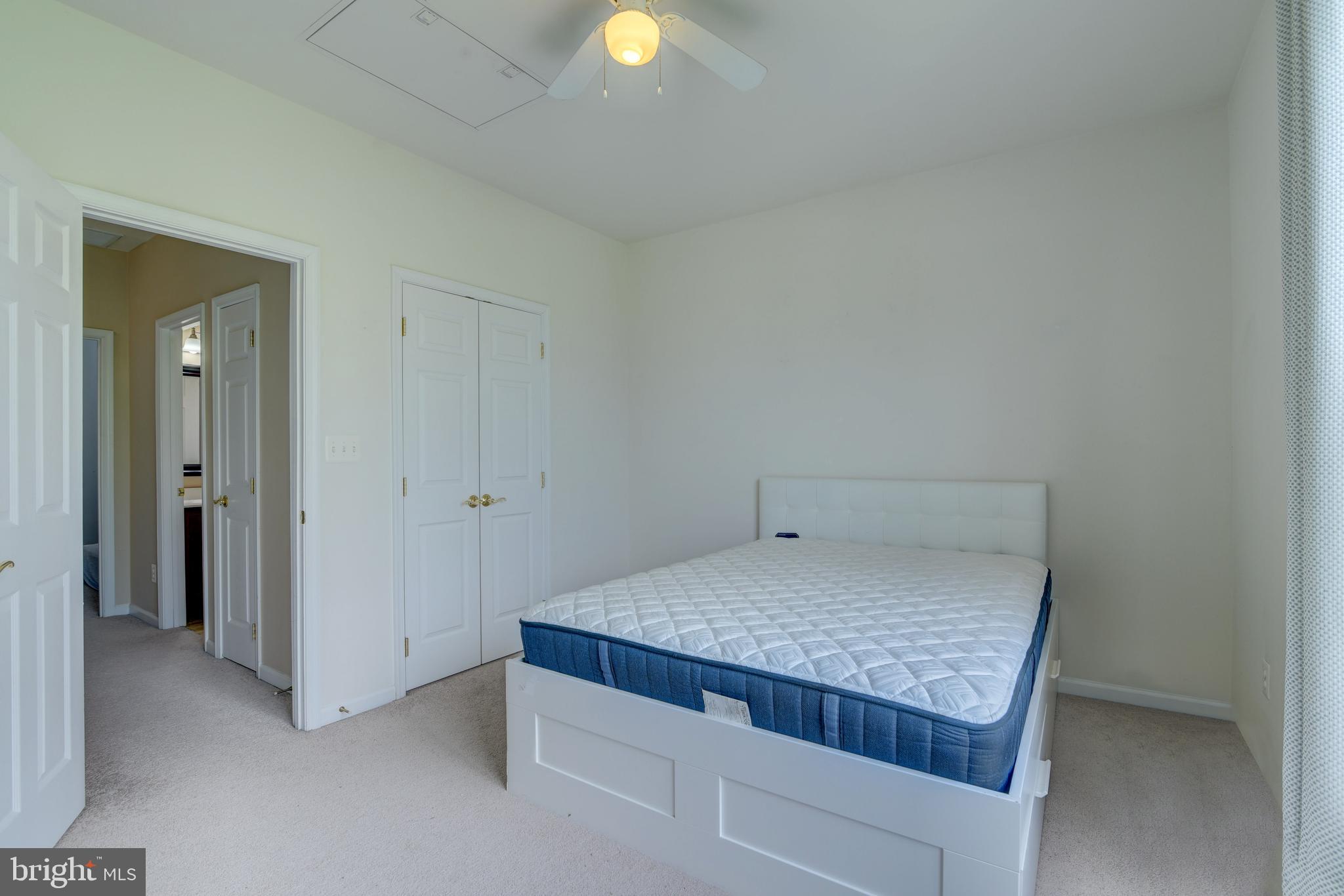 RIDGES AT BELMONT - Residential Lease