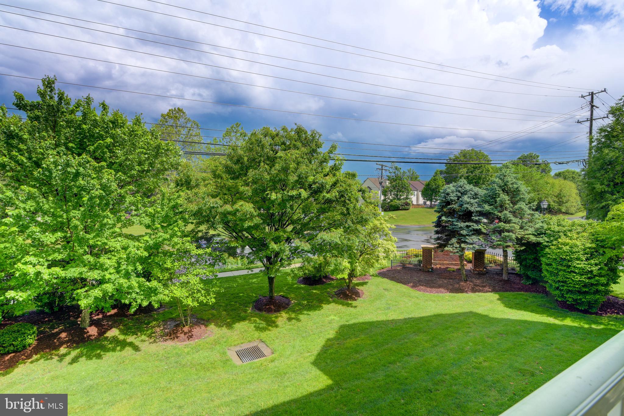 RIDGES AT BELMONT - Residential Lease