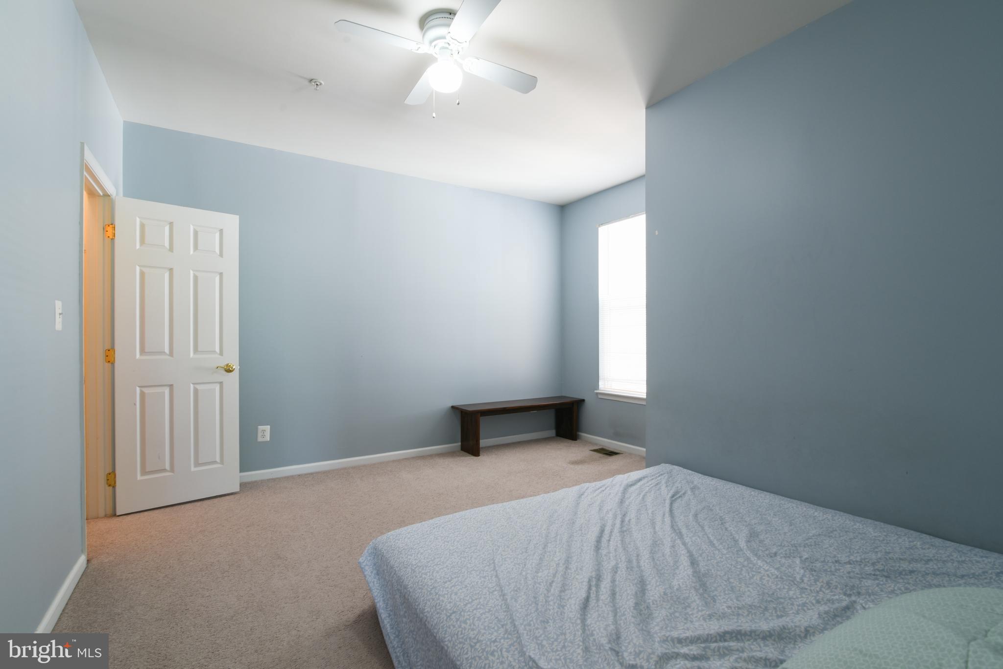 RIDGES AT BELMONT - Residential Lease