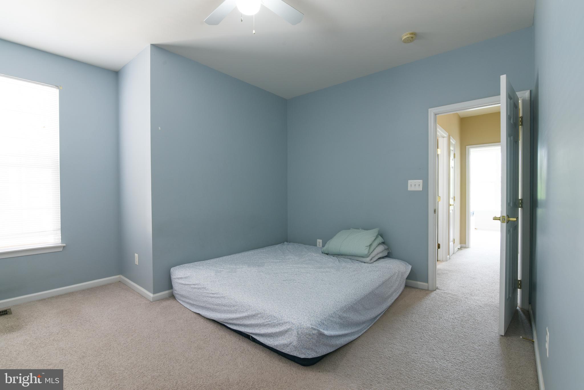 RIDGES AT BELMONT - Residential Lease