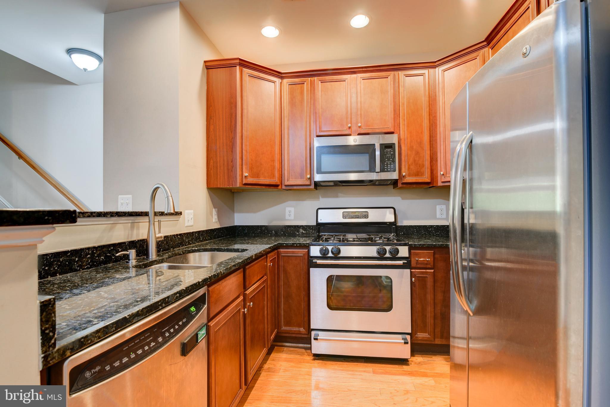 RIDGES AT BELMONT - Residential Lease