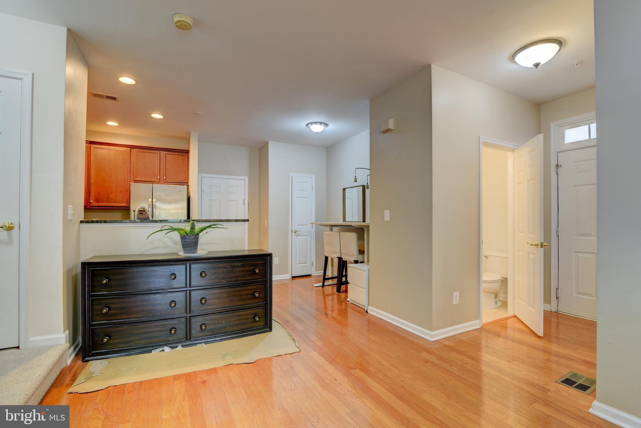 RIDGES AT BELMONT - Residential Lease