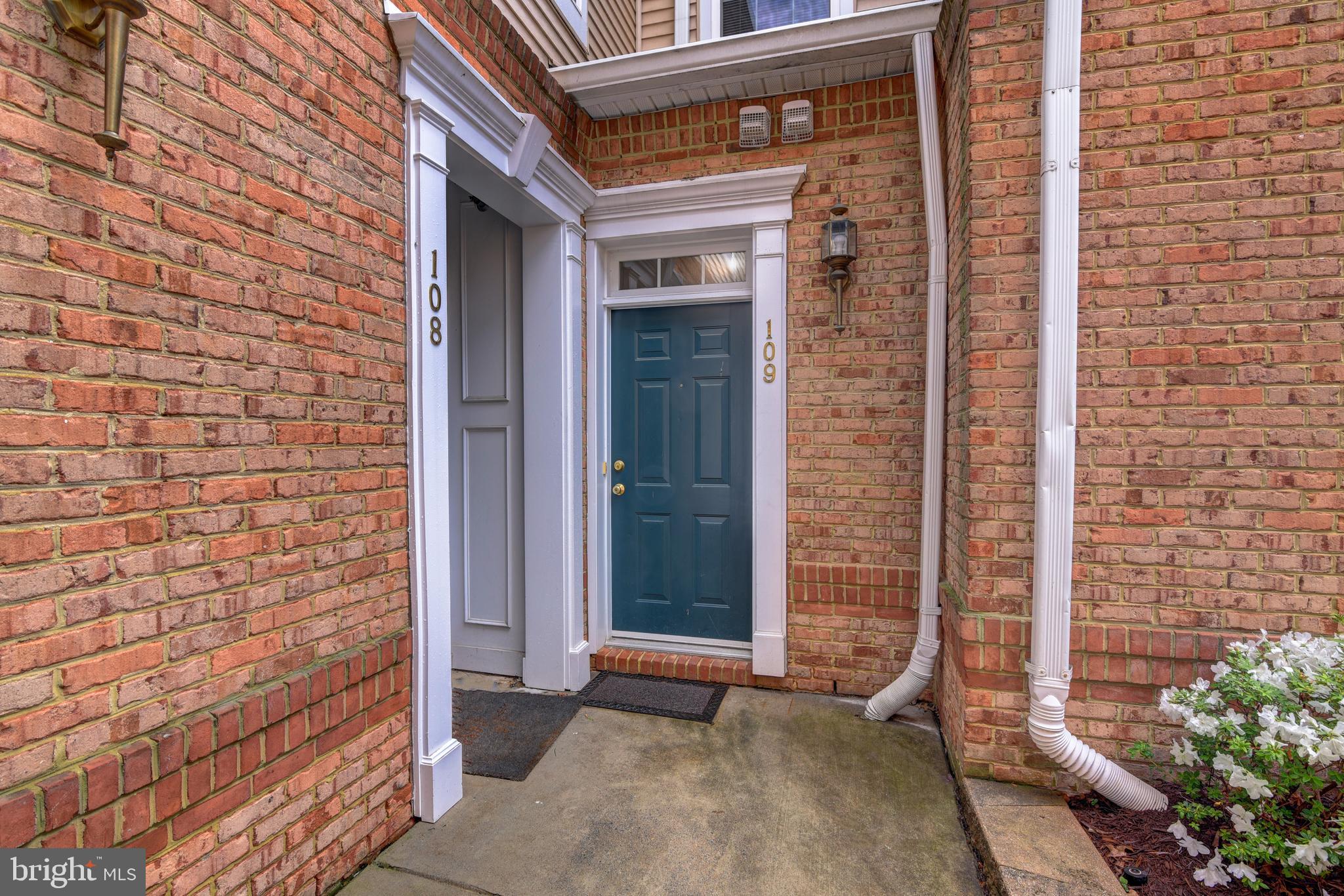 RIDGES AT BELMONT - Residential Lease