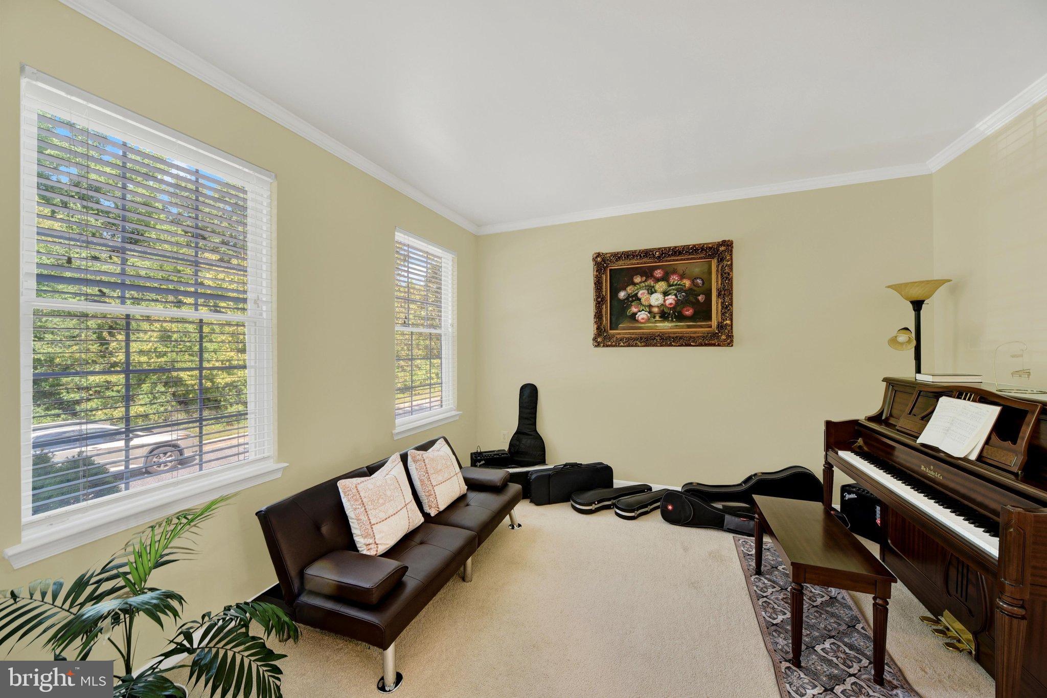 1223 WATERVIEW WAY