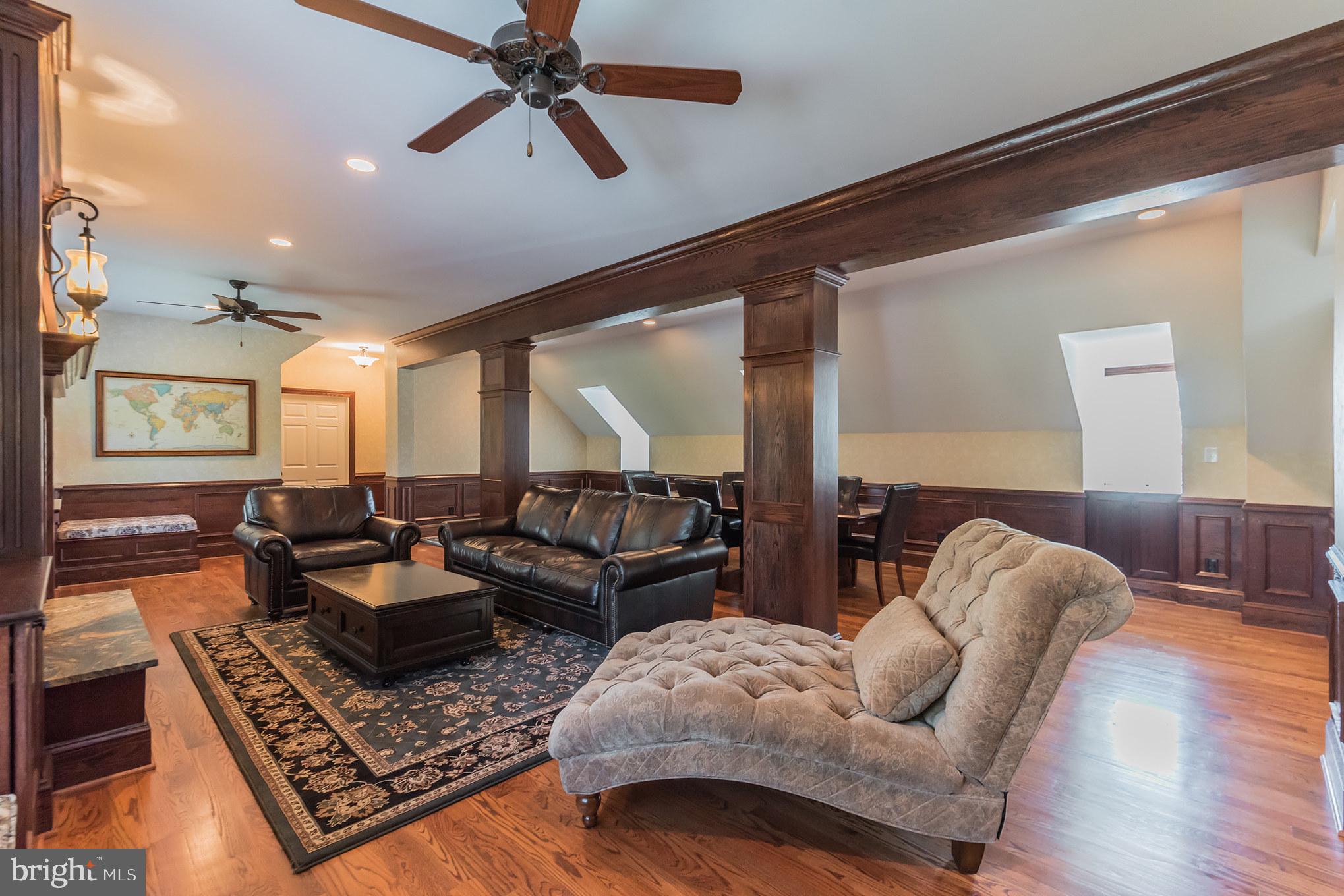 GLADWYNE - Residential