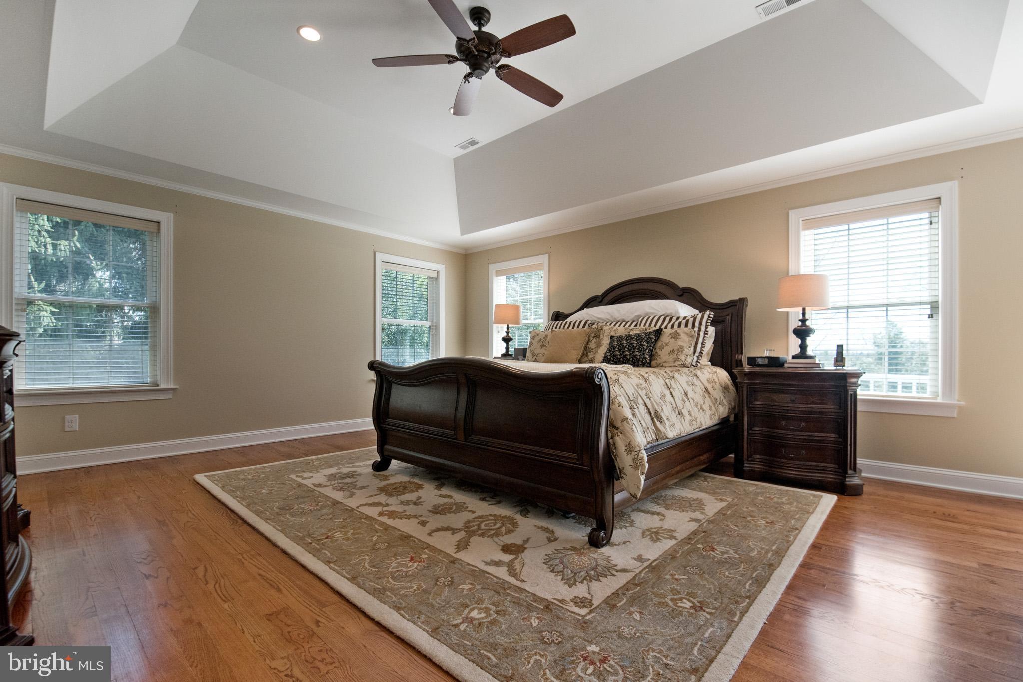 GLADWYNE - Residential