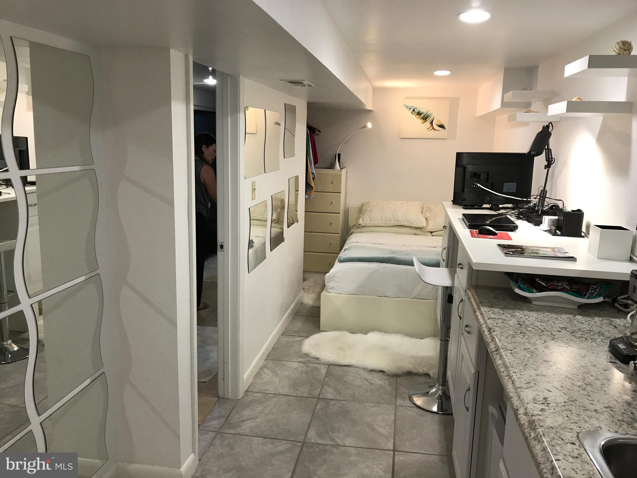 GEORGETOWN - Residential Lease