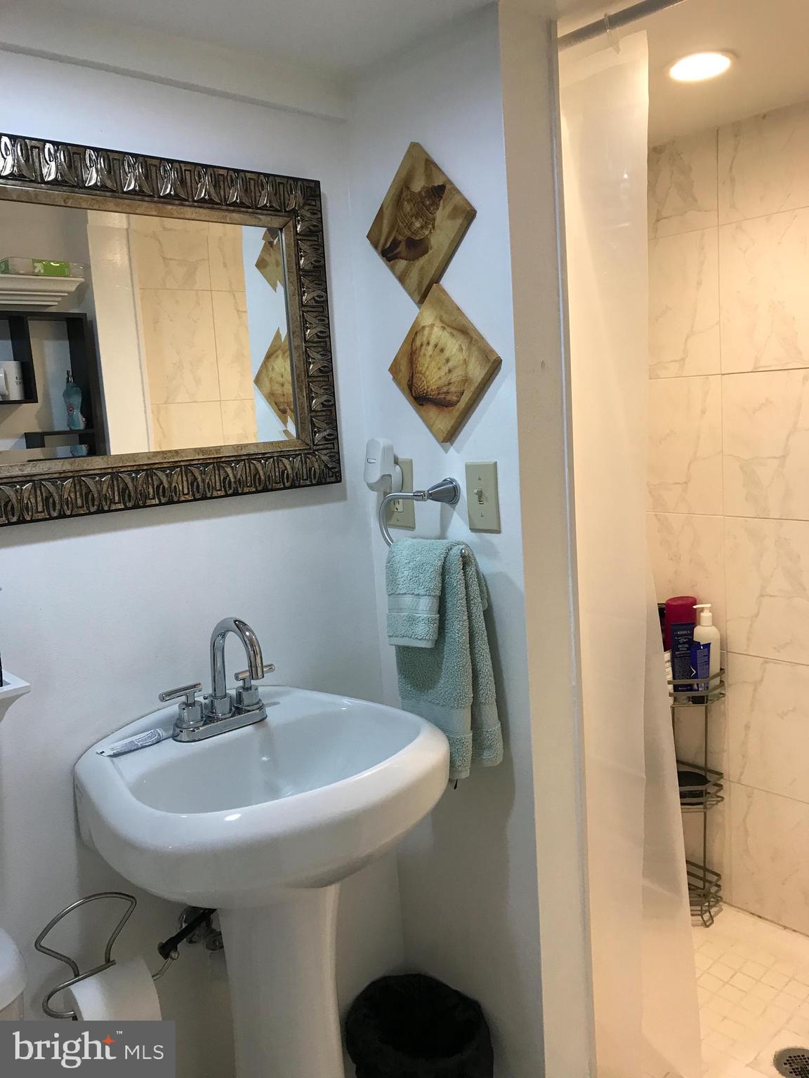 GEORGETOWN - Residential Lease