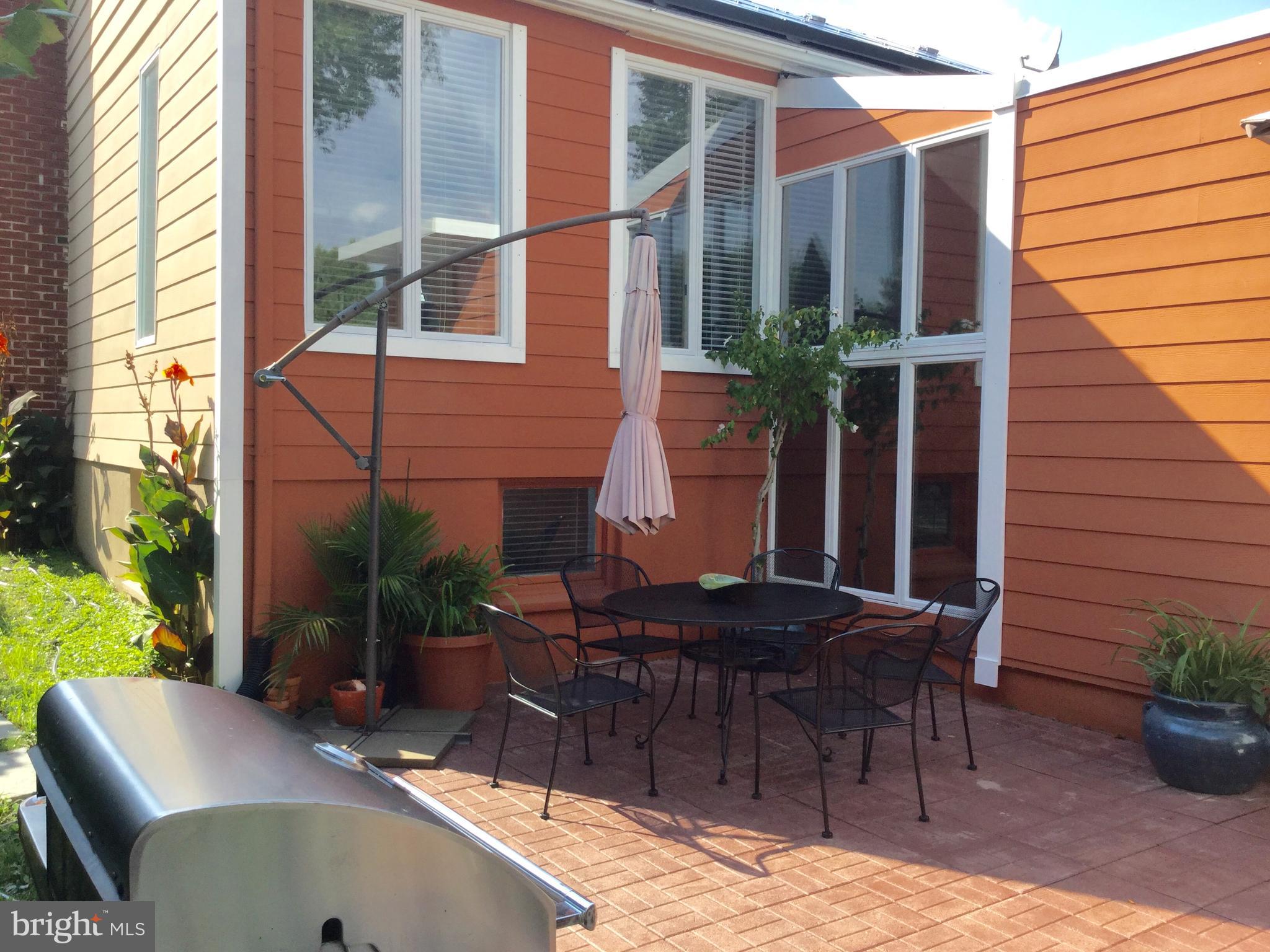 GEORGETOWN - Residential Lease