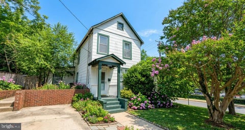 Homes For Sale - 4232 Nicholson Street<br/> HYATTSVILLE, MD 20781