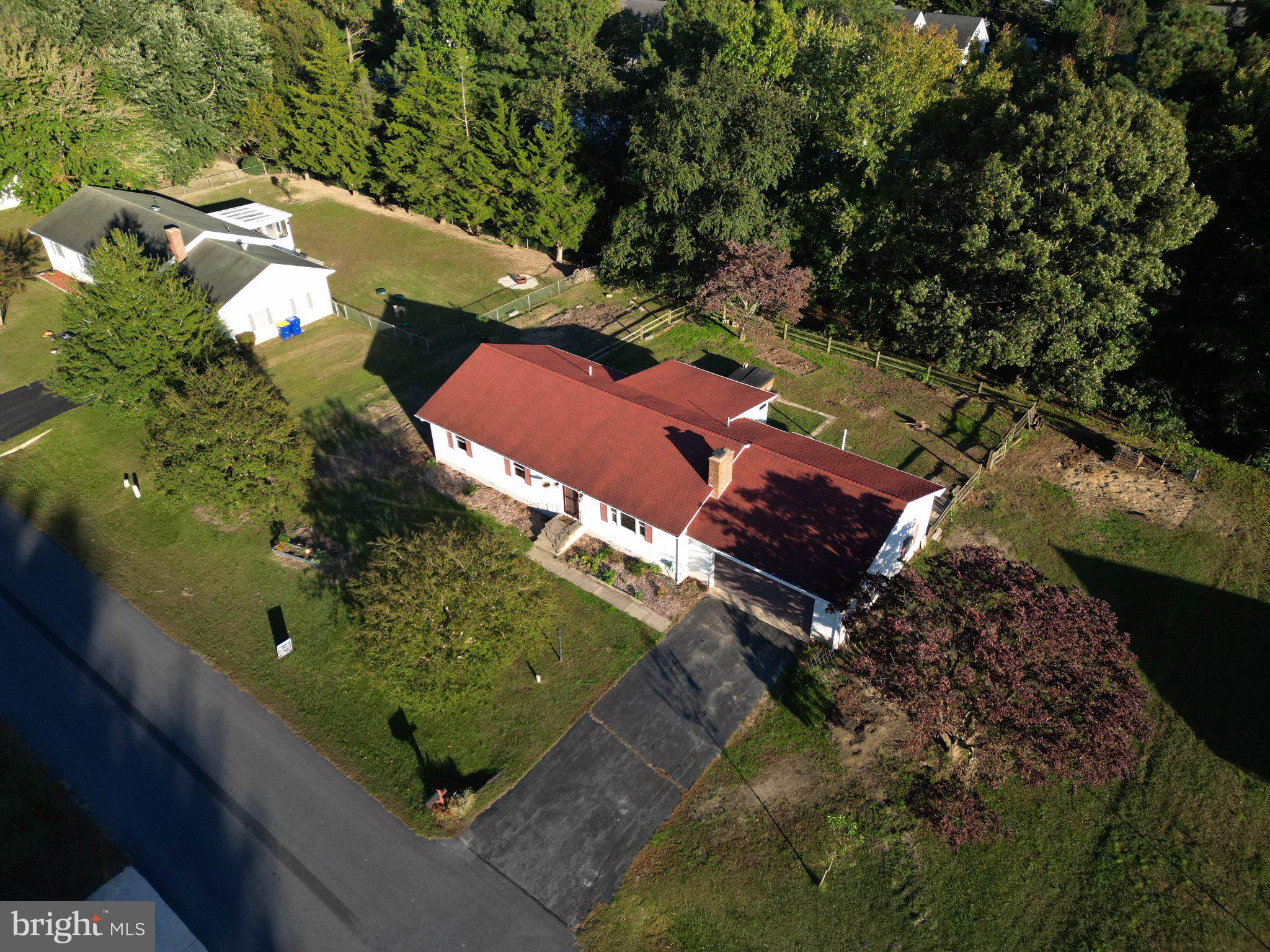 22 W YORKTOWN ROAD