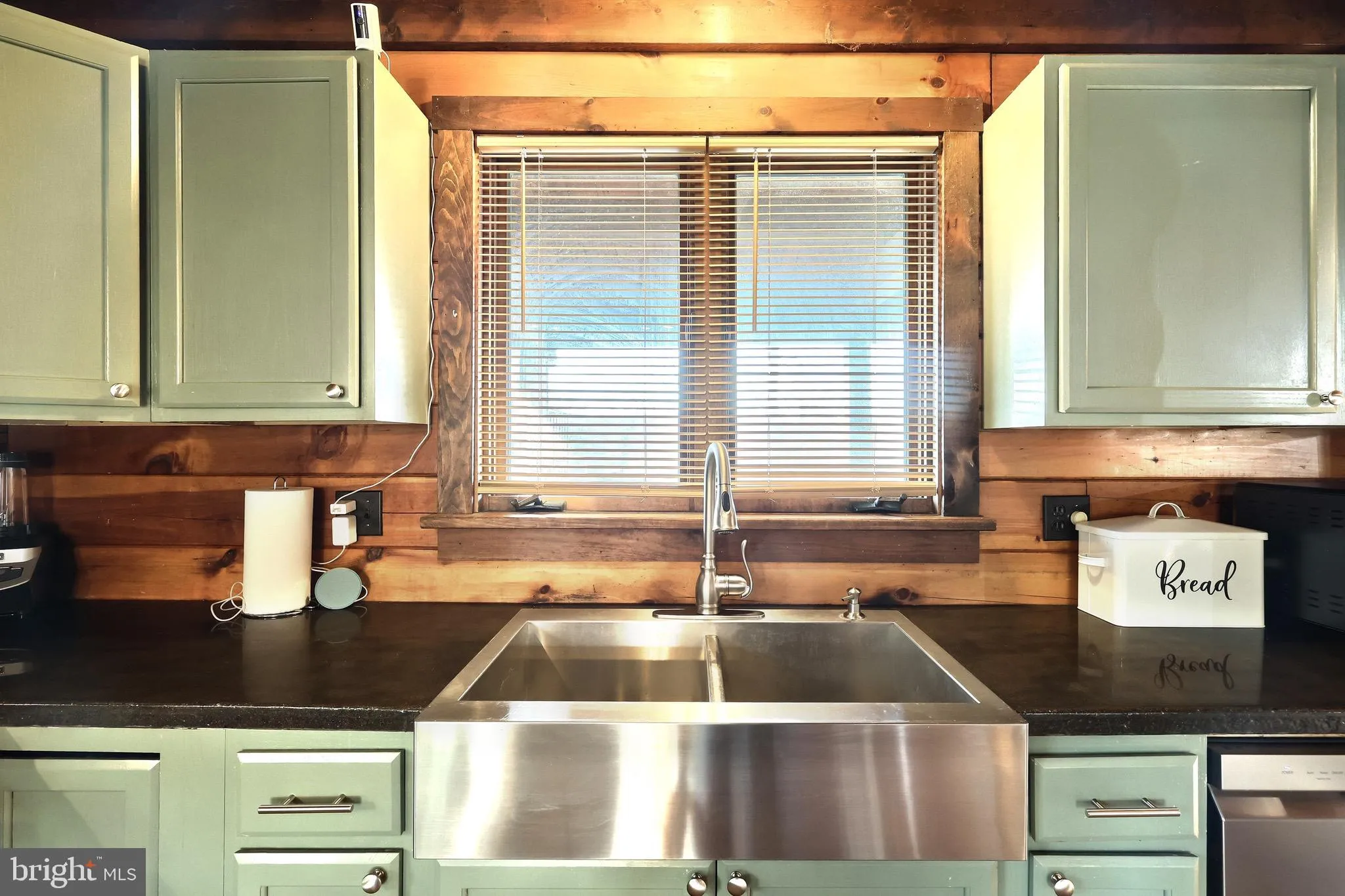 Etters, Pennsylvania 17319, United States, 3 Bedrooms Bedrooms, ,4 BathroomsBathrooms,Residential,Pending,18550