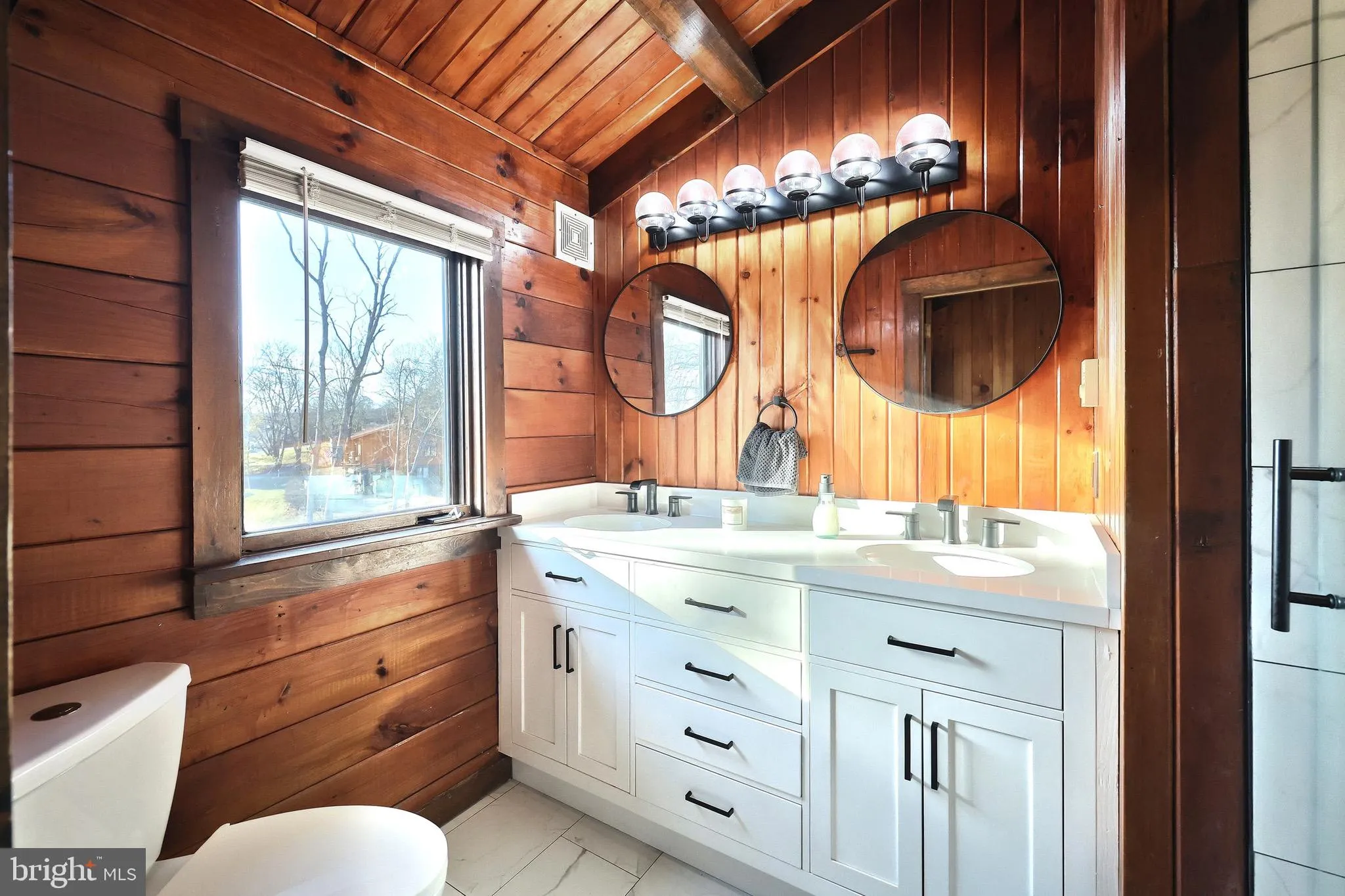 Etters, Pennsylvania 17319, United States, 3 Bedrooms Bedrooms, ,4 BathroomsBathrooms,Residential,Pending,18550