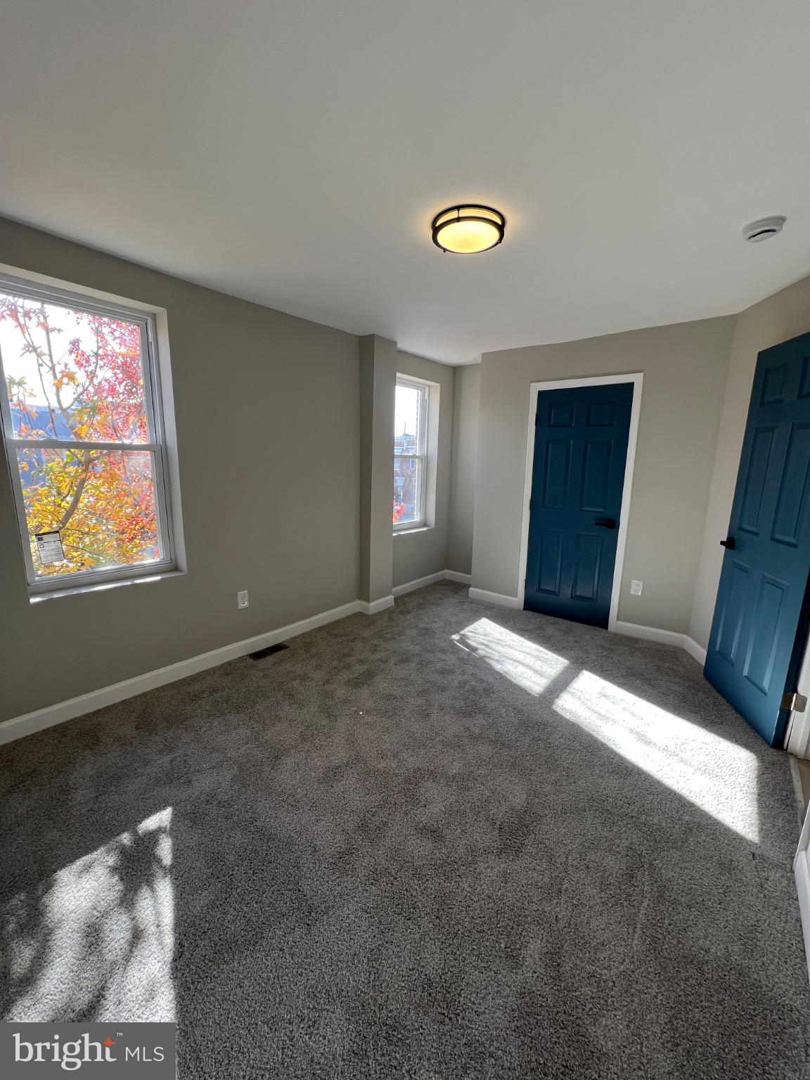 MADISON EASTEND - Residential