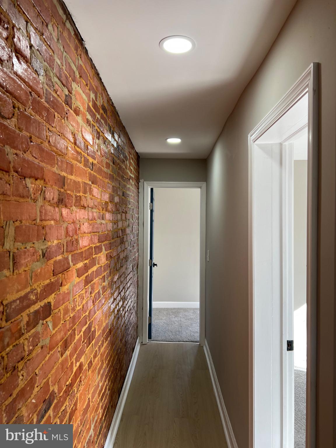 MADISON EASTEND - Residential