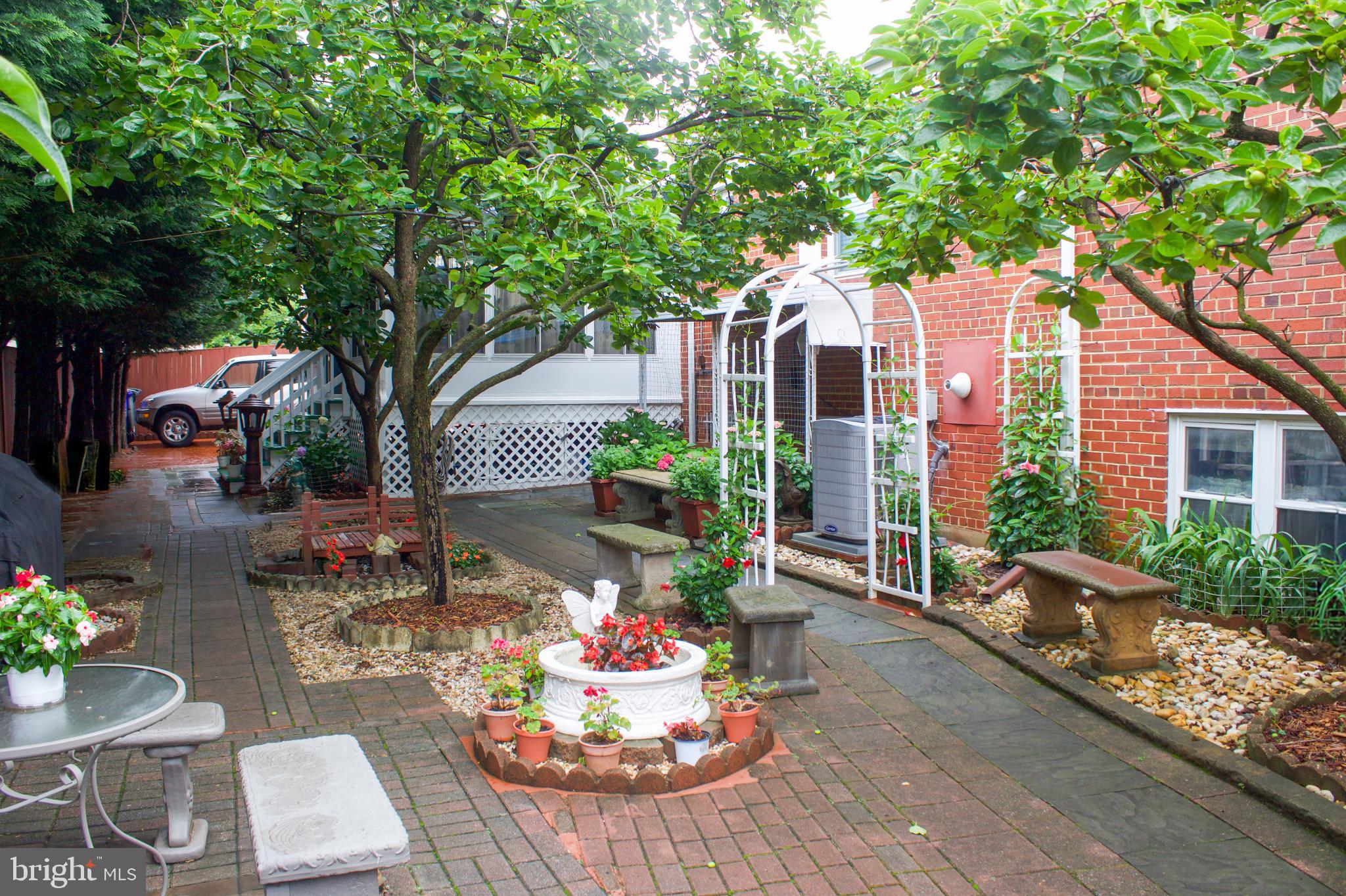 FOREST GLEN - Residential