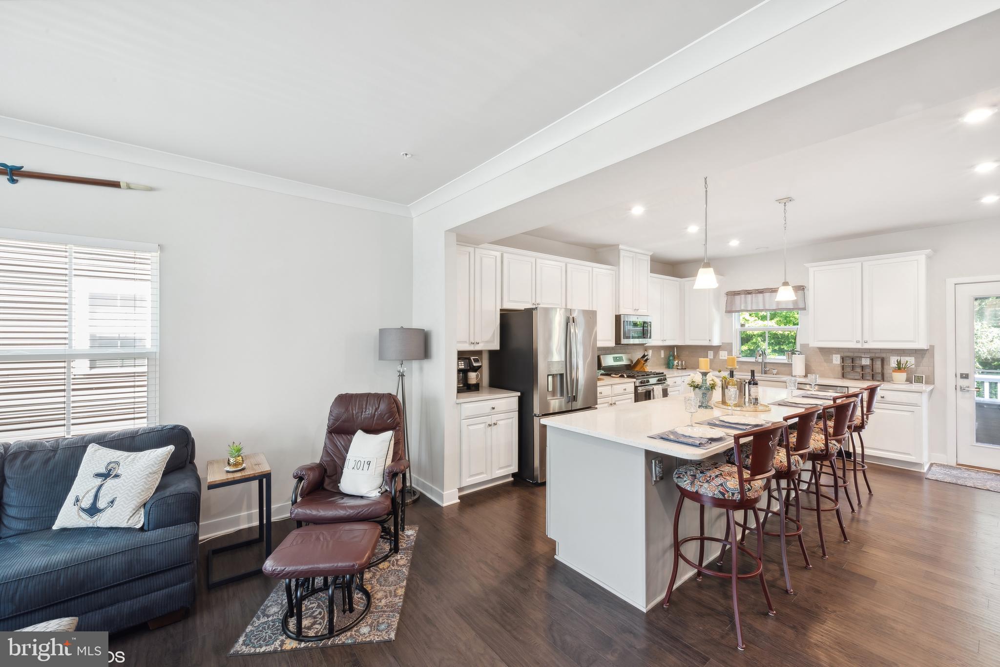 EDGEMERE/SPARROWS POINT - Residential