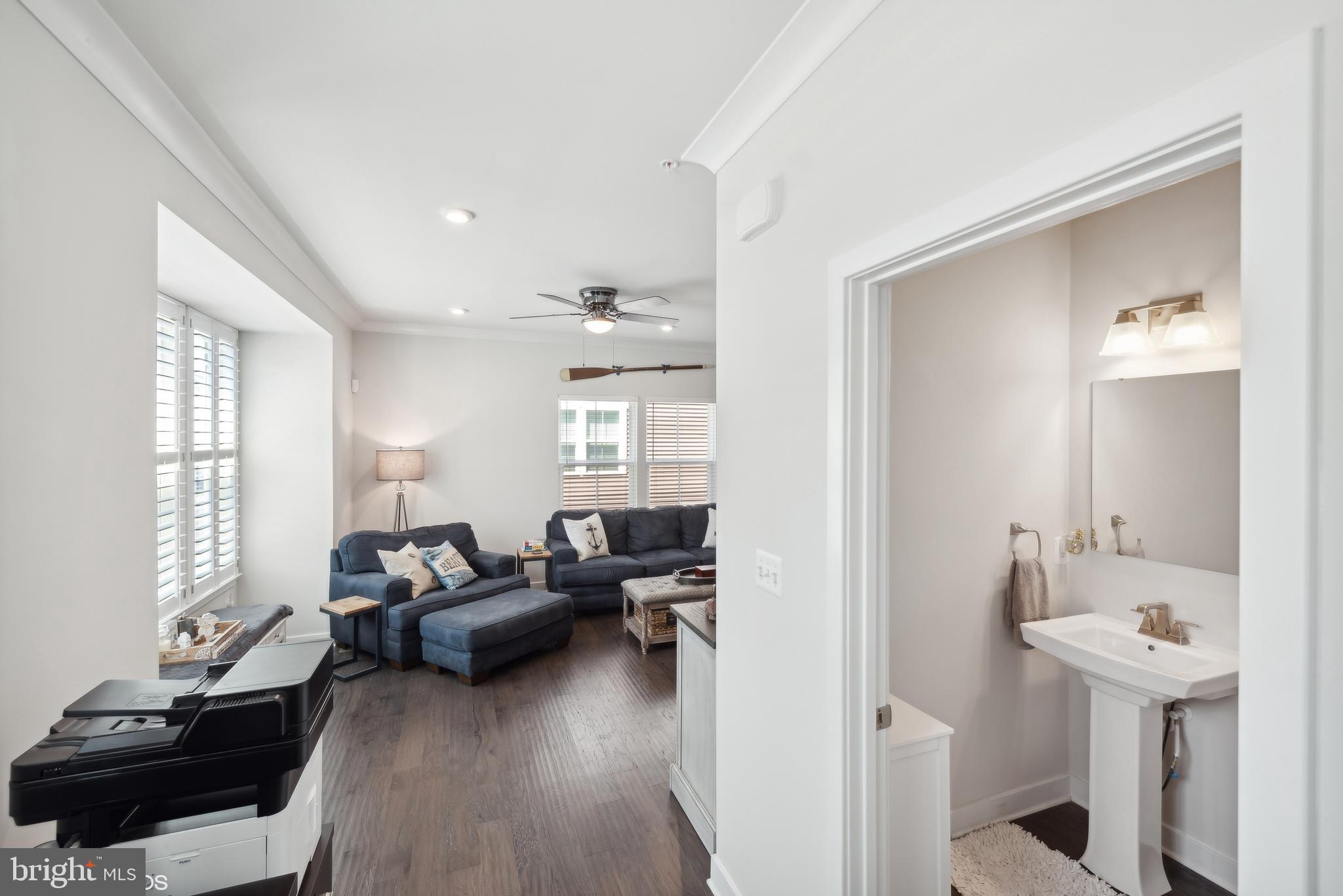 EDGEMERE/SPARROWS POINT - Residential