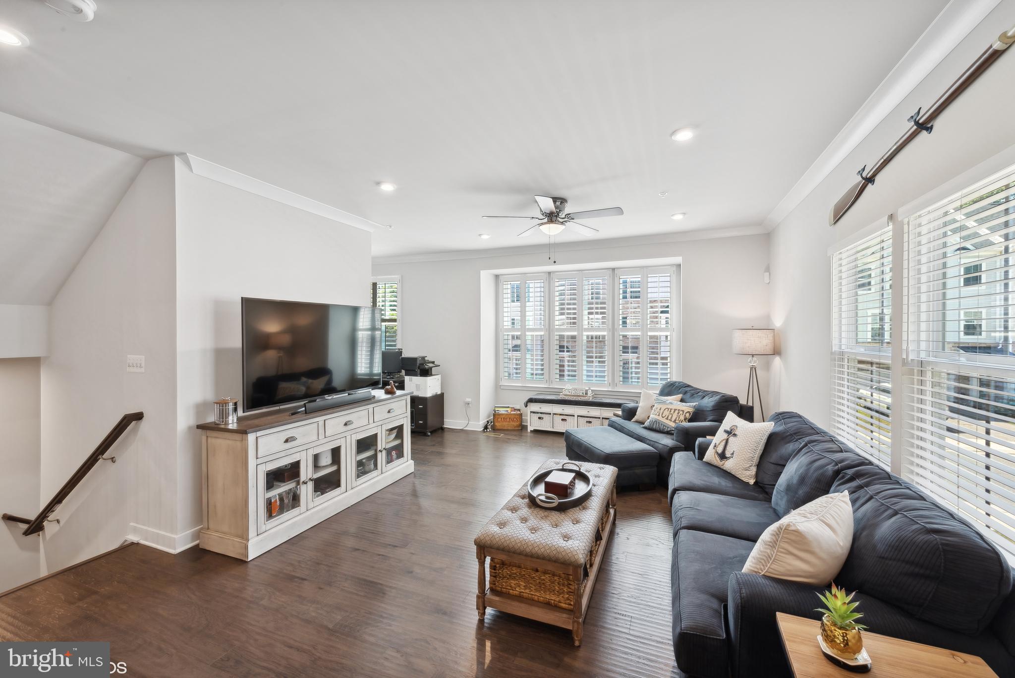 EDGEMERE/SPARROWS POINT - Residential