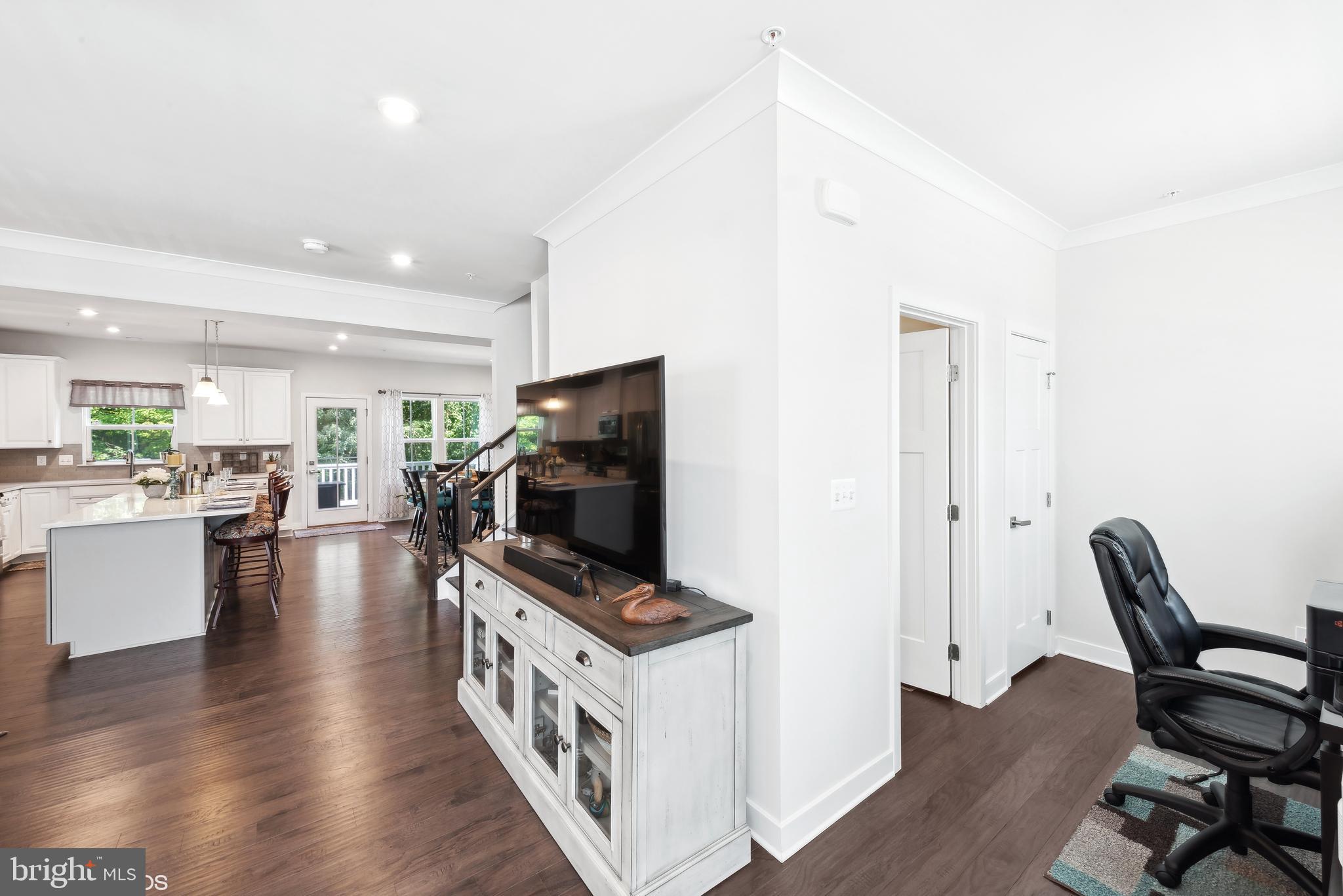 EDGEMERE/SPARROWS POINT - Residential