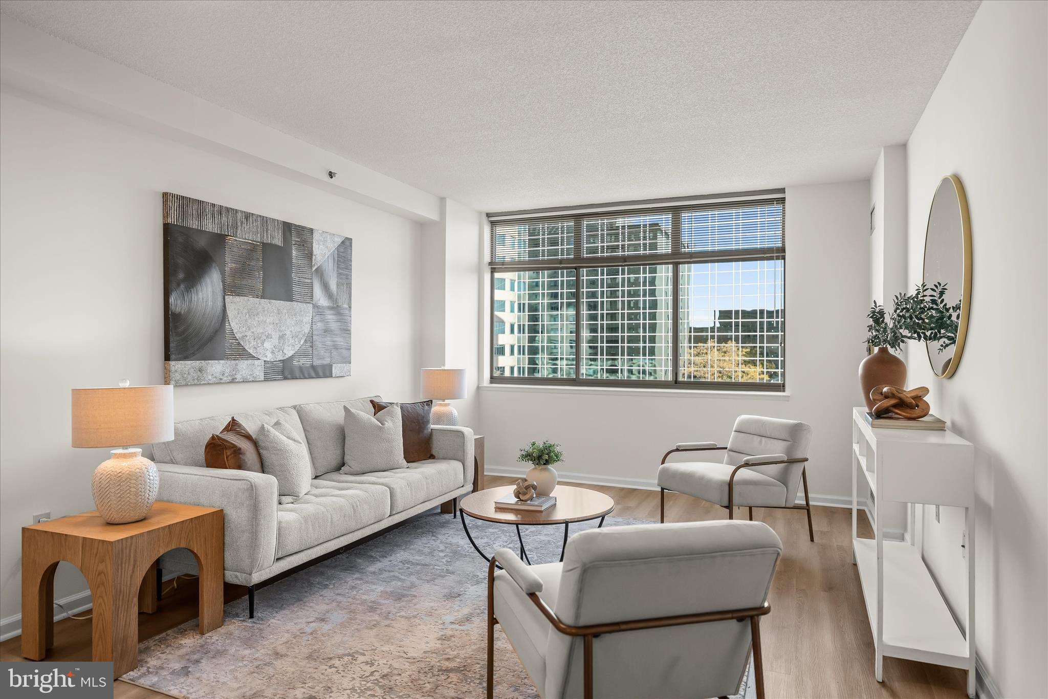 DOWNTOWN BETHESDA - Residential