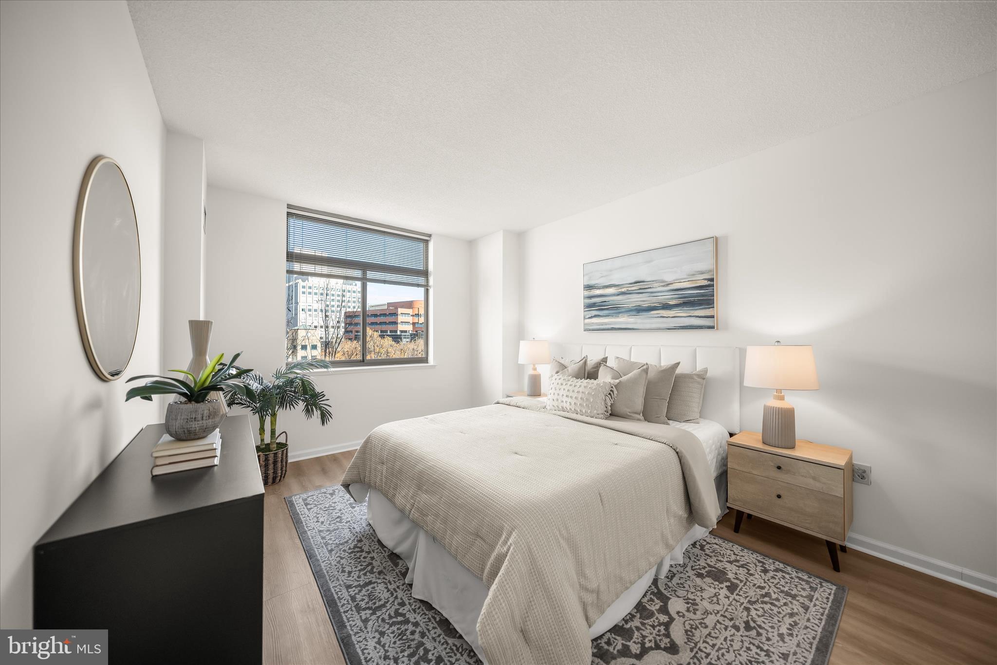 DOWNTOWN BETHESDA - Residential