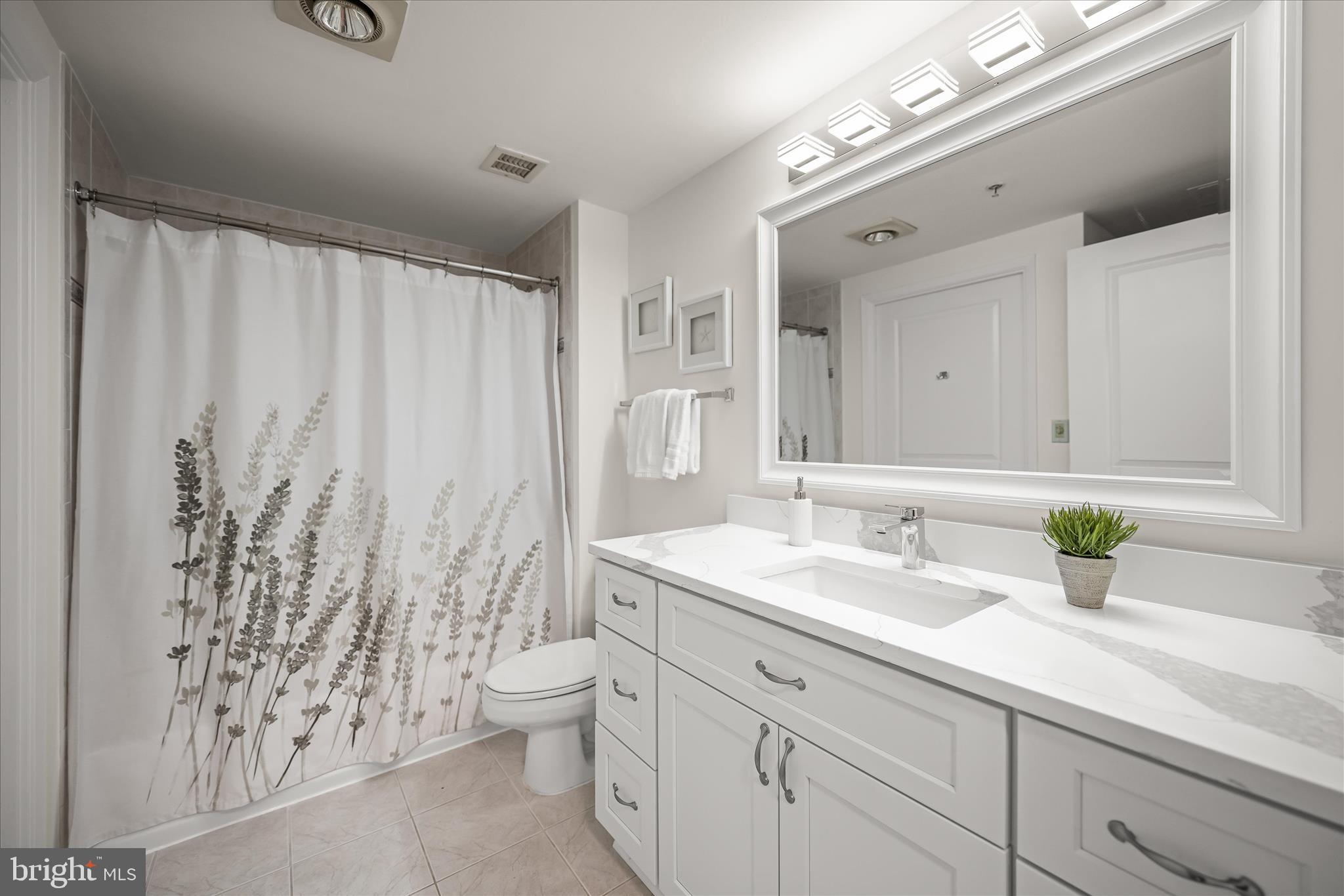 DOWNTOWN BETHESDA - Residential