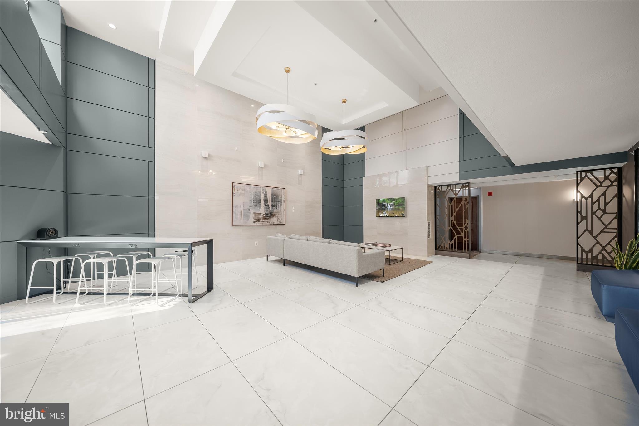 DOWNTOWN BETHESDA - Residential