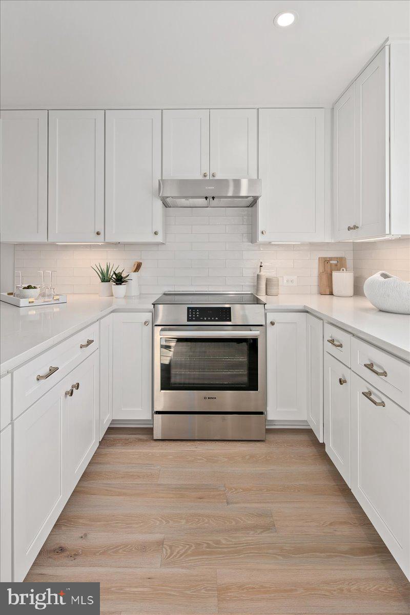 LYON PARK - Residential Lease