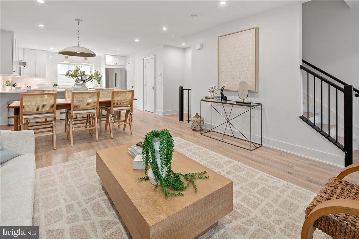 LYON PARK - Residential Lease