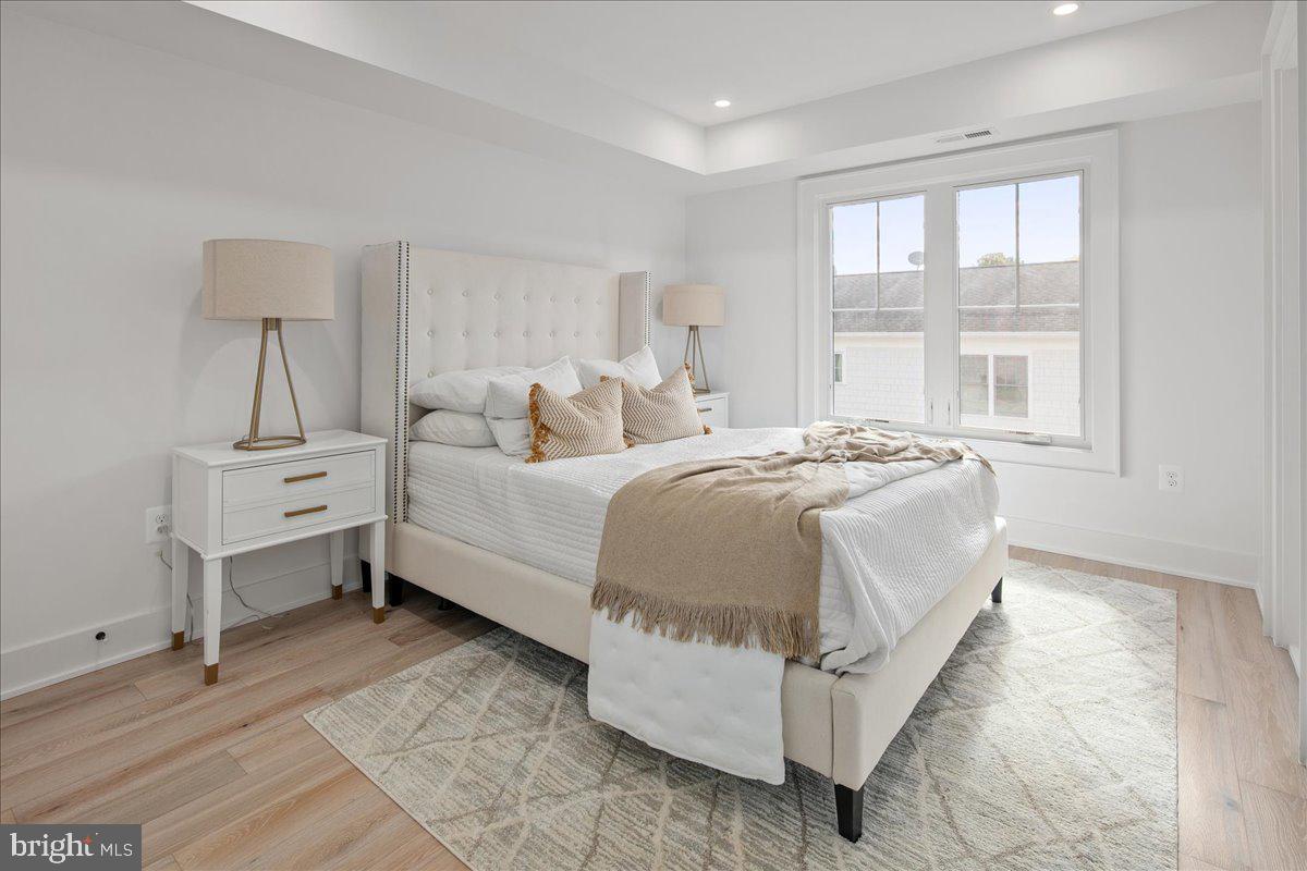 LYON PARK - Residential Lease