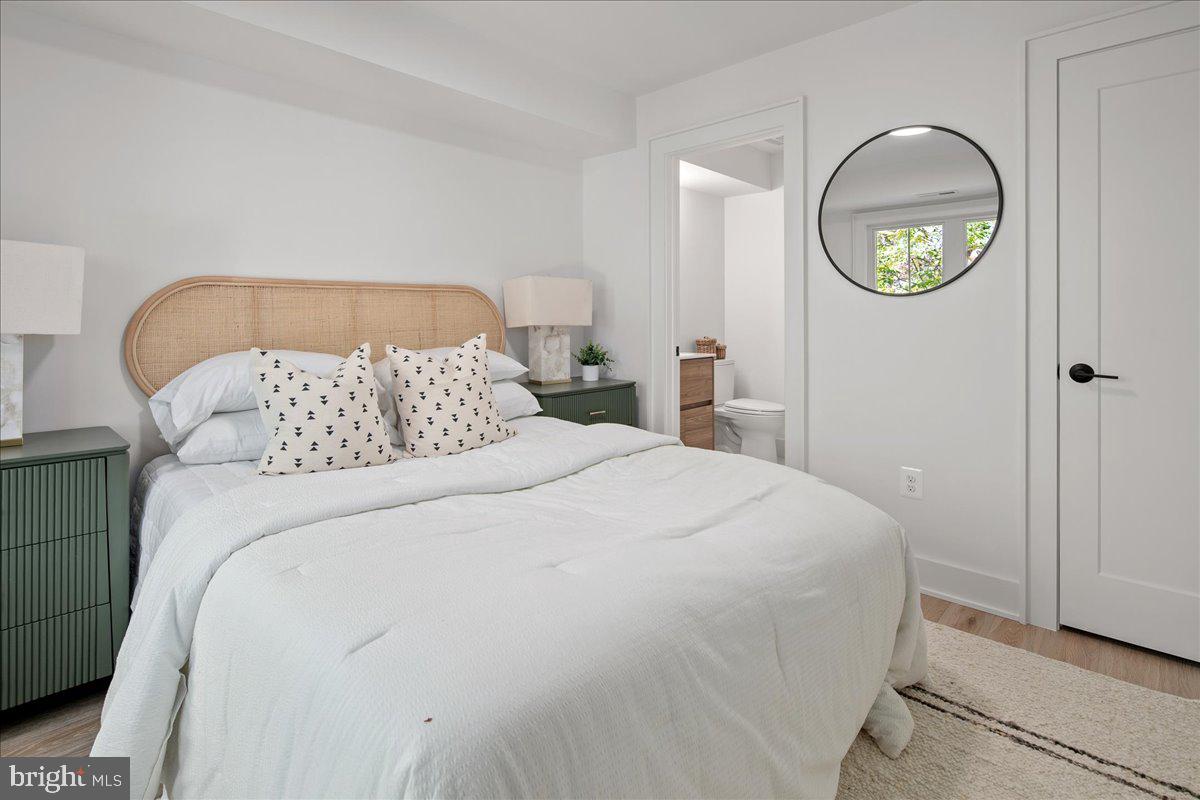 LYON PARK - Residential Lease