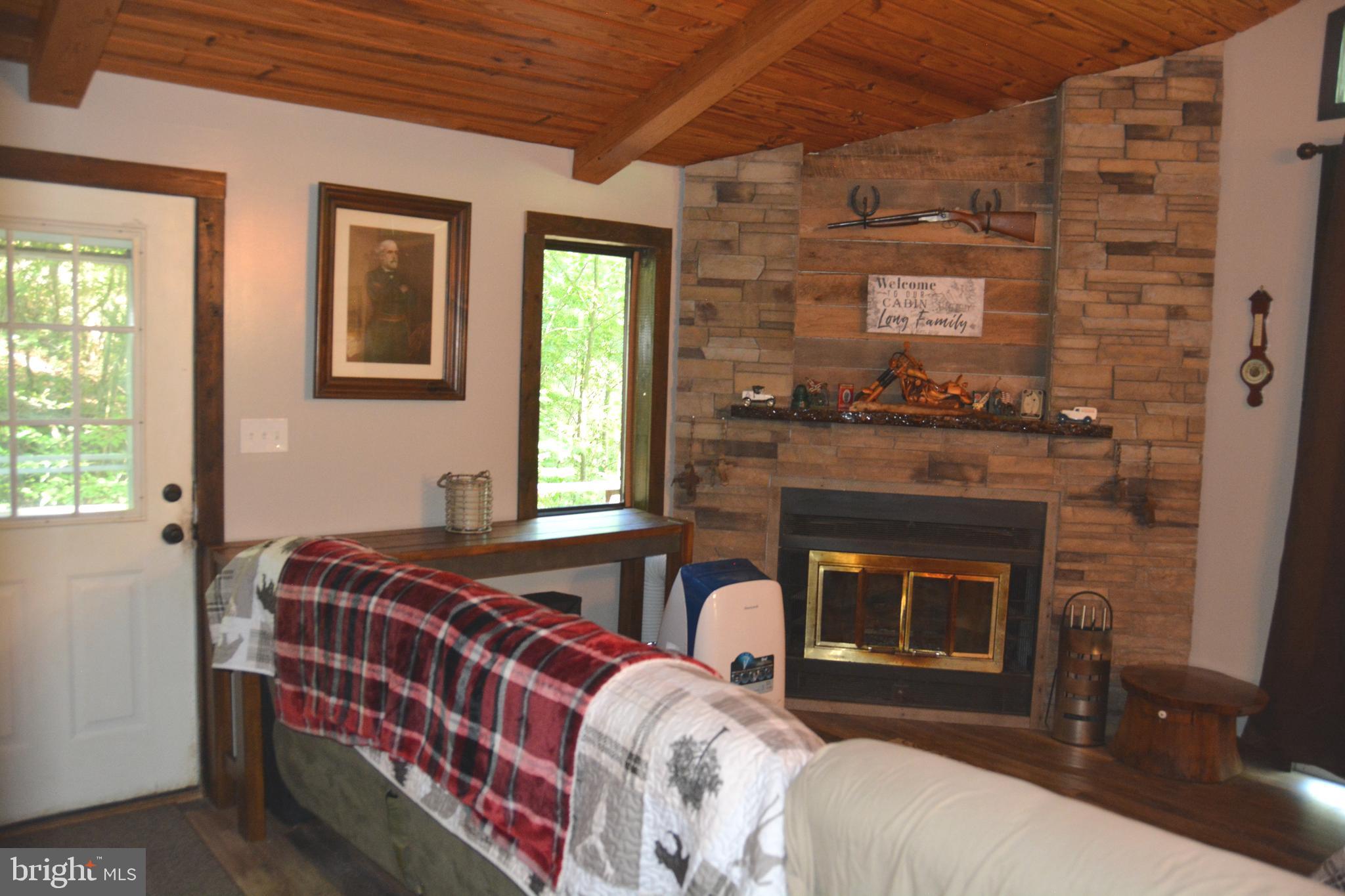 RITTERS HIDDEN VALLEY - Residential