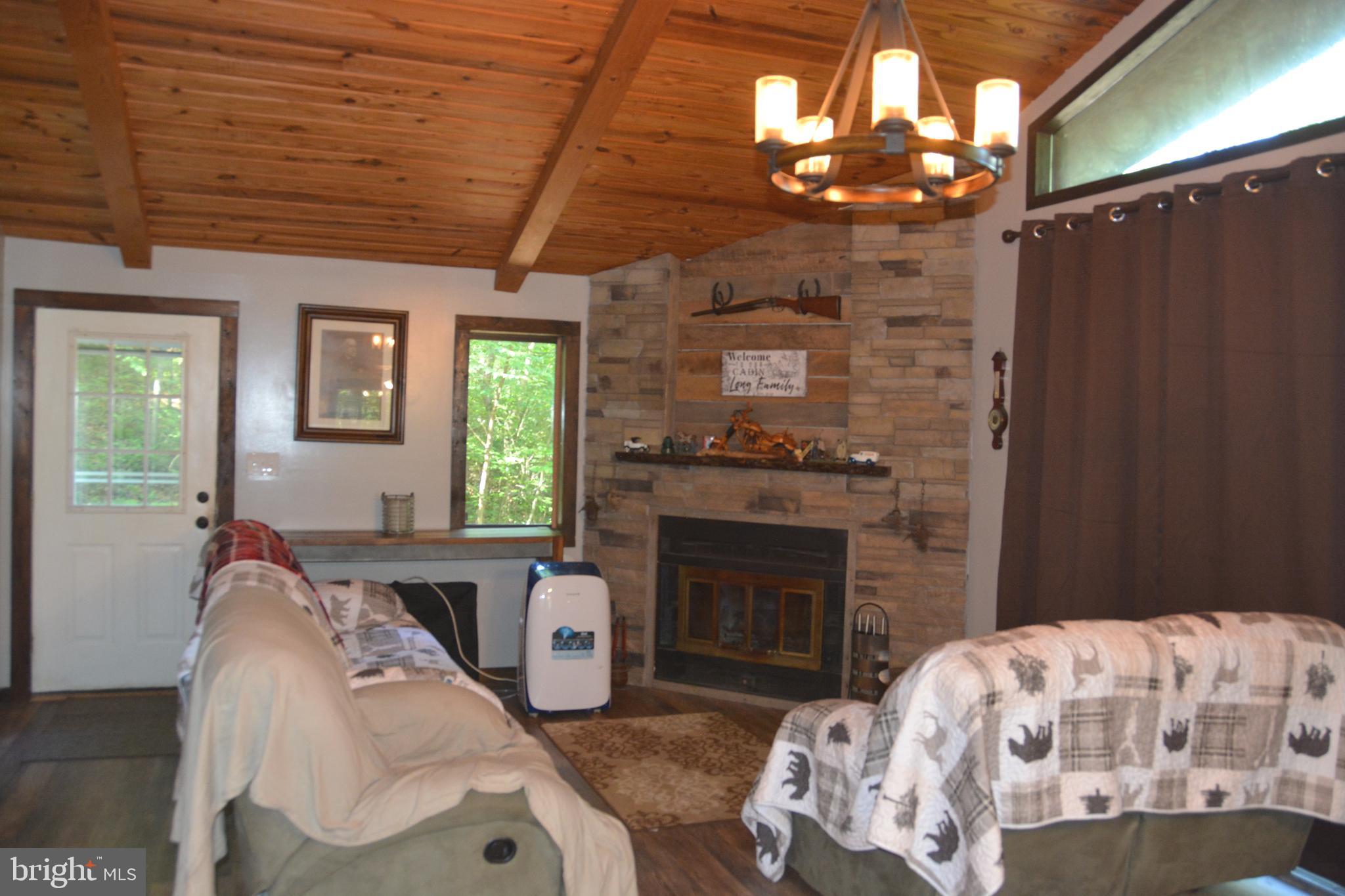 RITTERS HIDDEN VALLEY - Residential