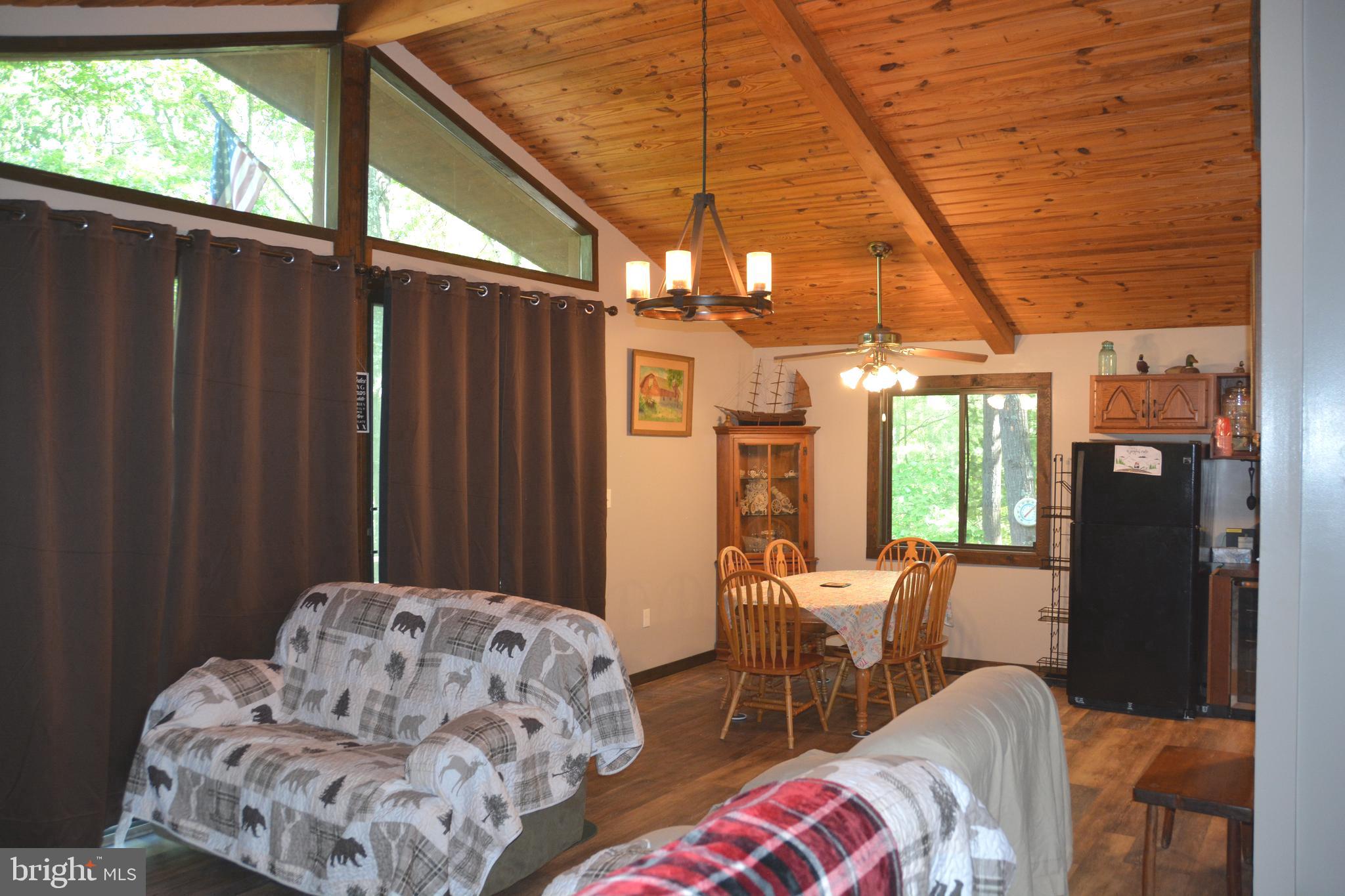 RITTERS HIDDEN VALLEY - Residential