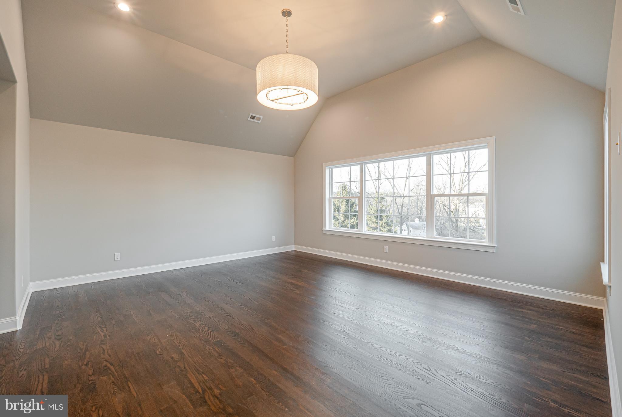 THE WOODS AT ROSE TREE - Residential