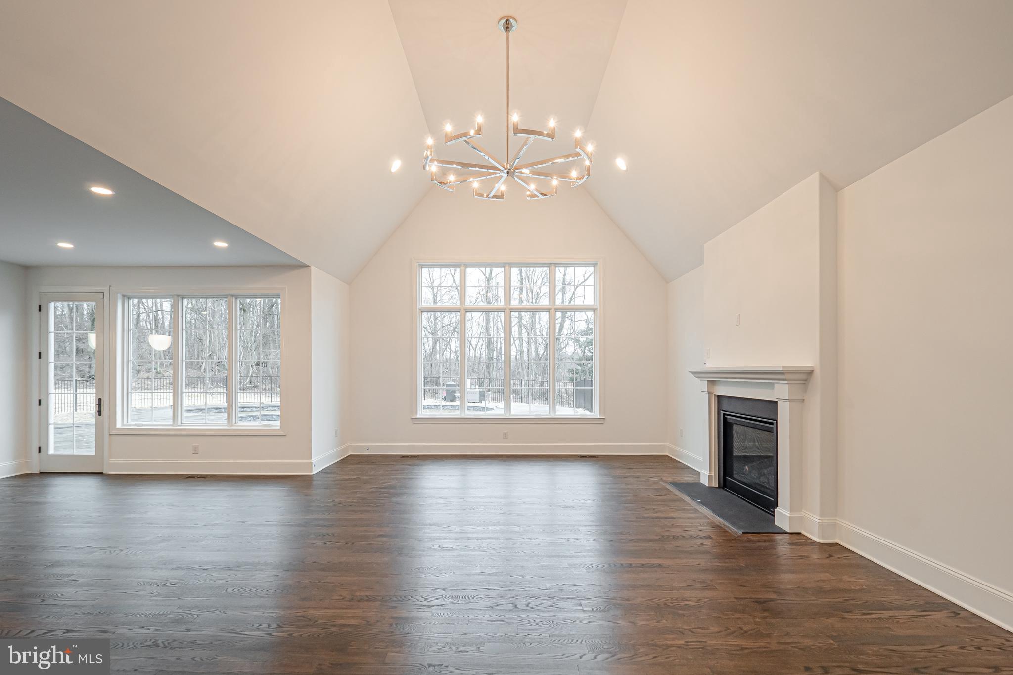 THE WOODS AT ROSE TREE - Residential