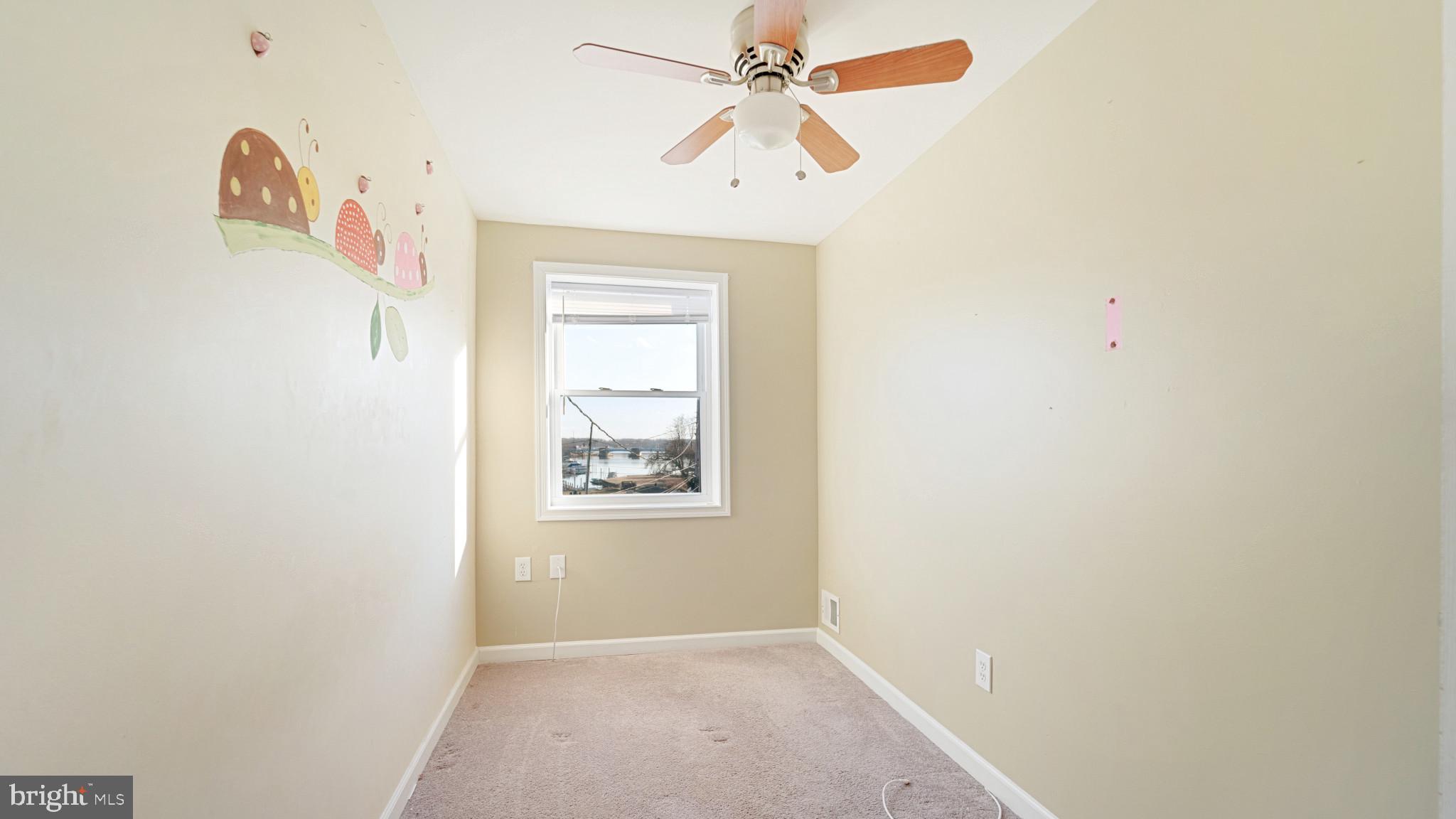 NORTH POINT VILLAGE - Residential Lease