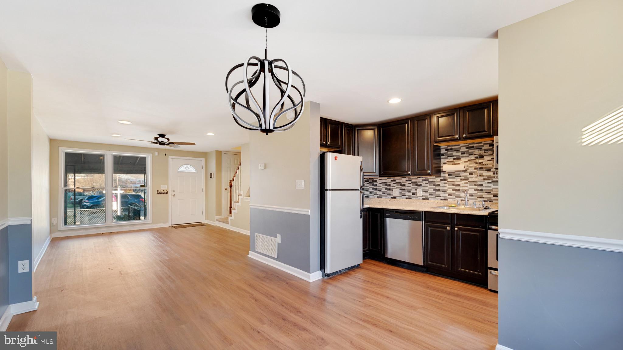 NORTH POINT VILLAGE - Residential Lease