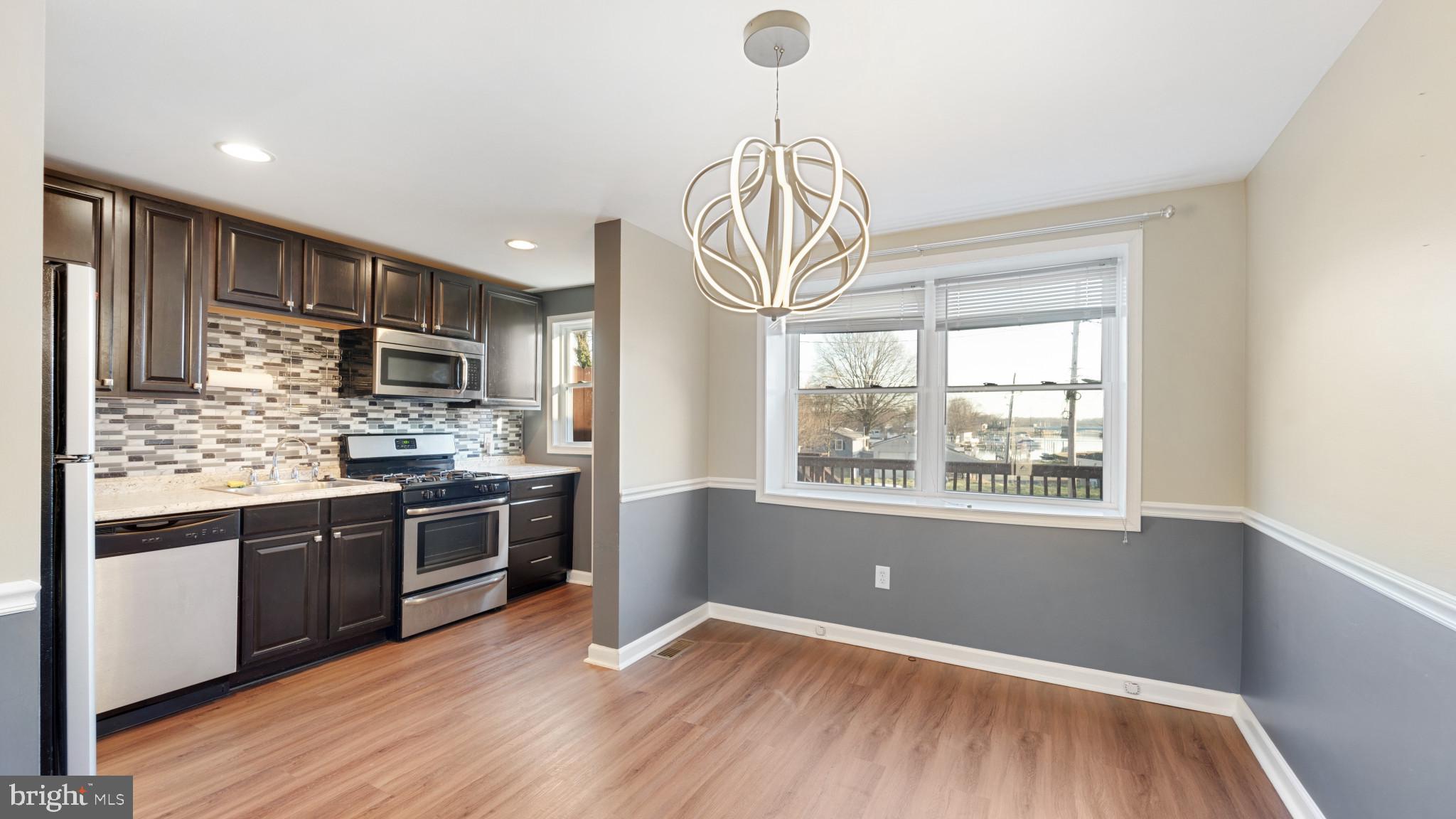 NORTH POINT VILLAGE - Residential Lease