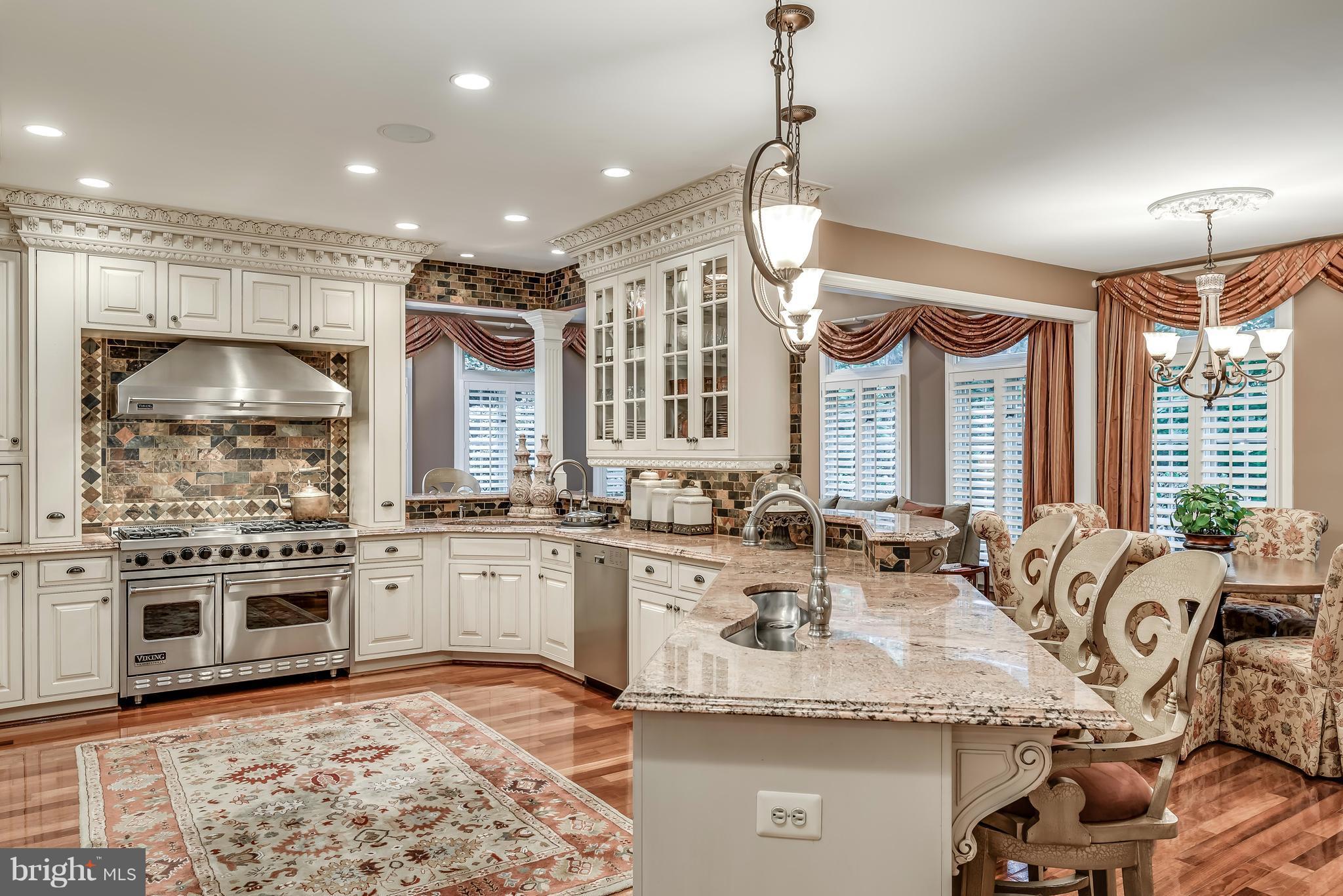 FAIR OAKS GLEN - Residential