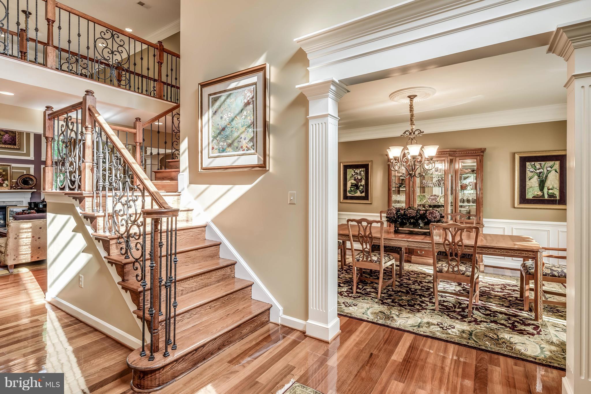 FAIR OAKS GLEN - Residential