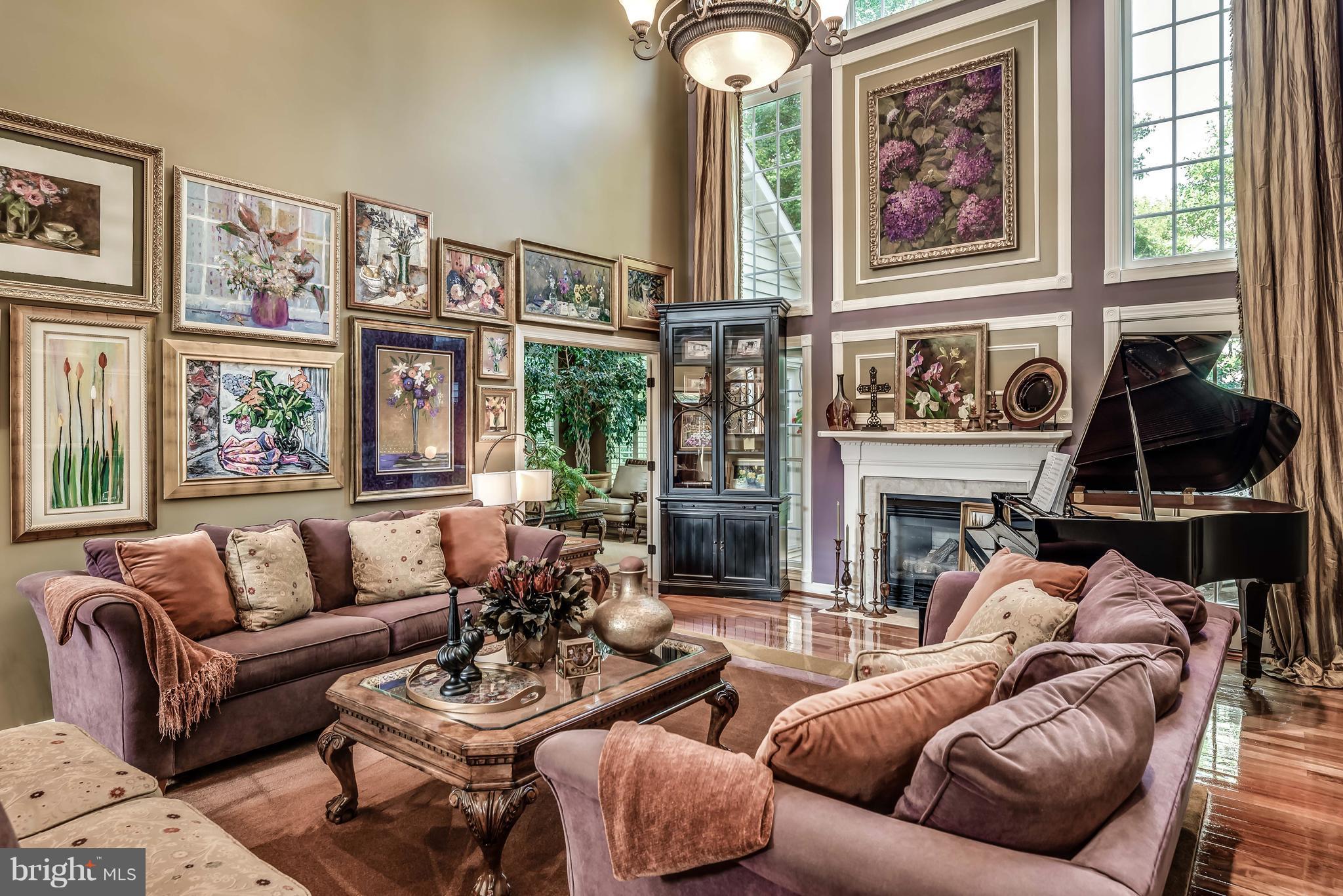 FAIR OAKS GLEN - Residential