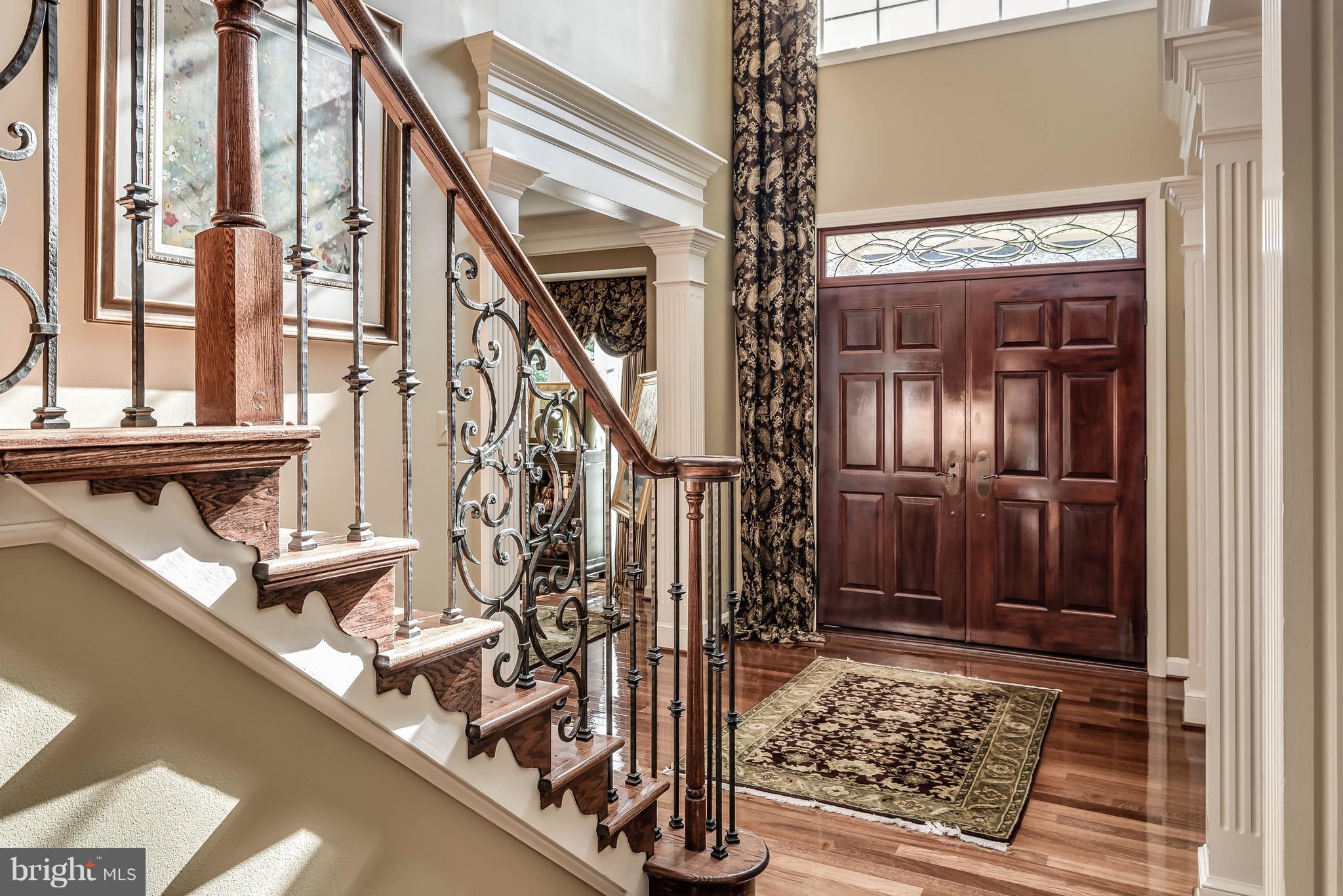 FAIR OAKS GLEN - Residential