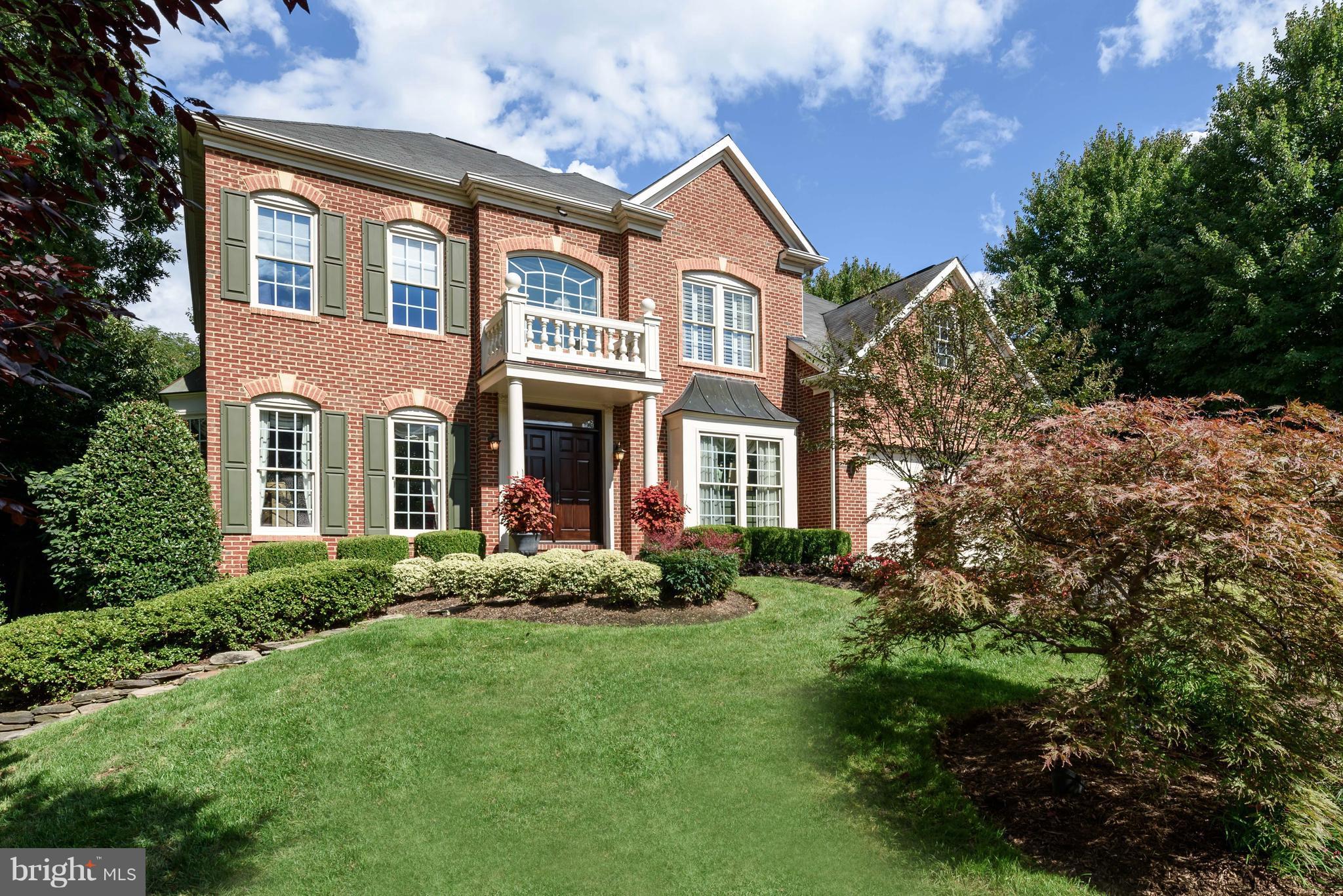 FAIR OAKS GLEN - Residential