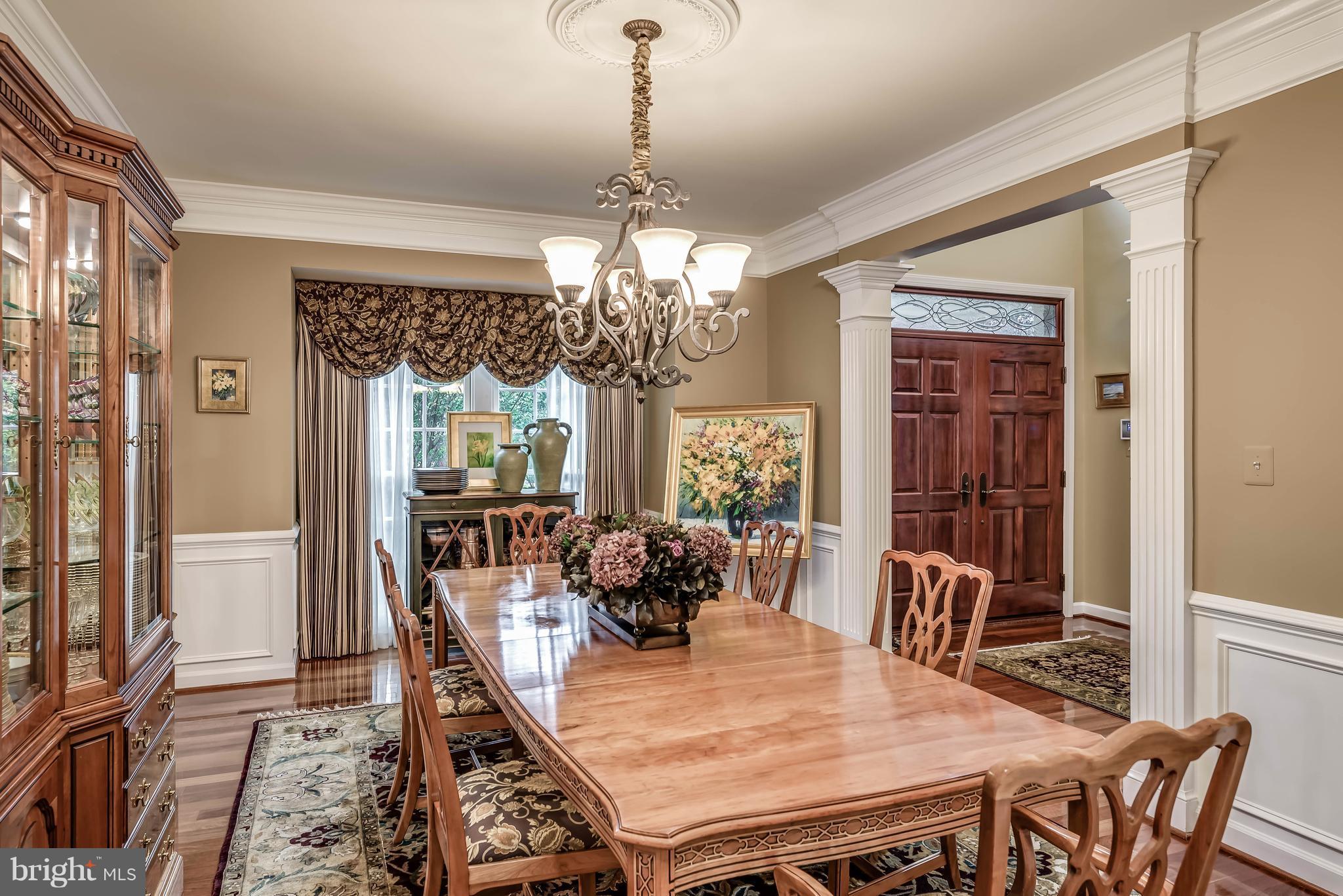 FAIR OAKS GLEN - Residential