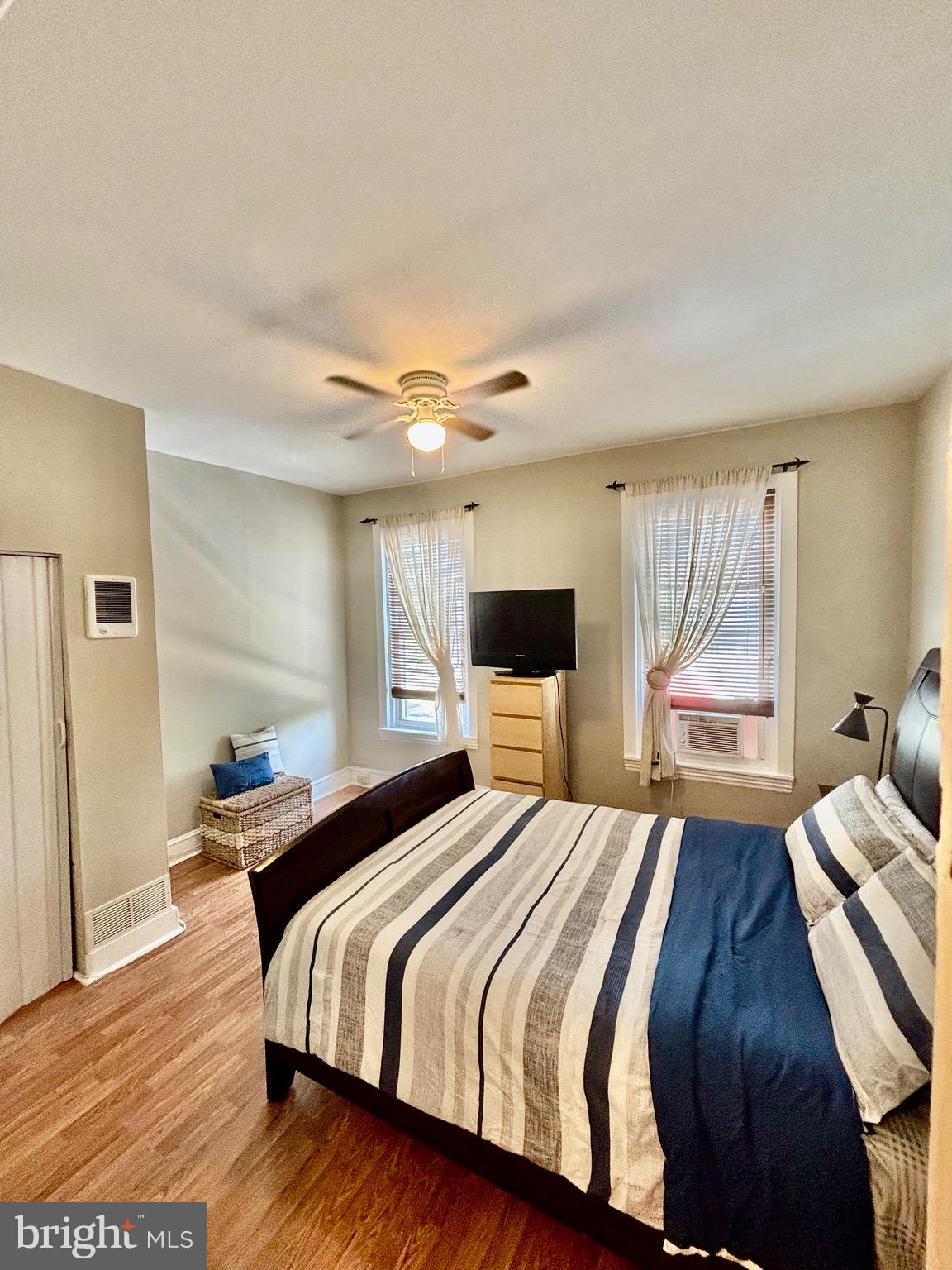 PHILADELPHIA - Residential