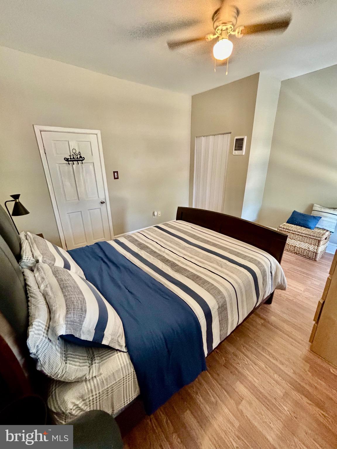 PHILADELPHIA - Residential