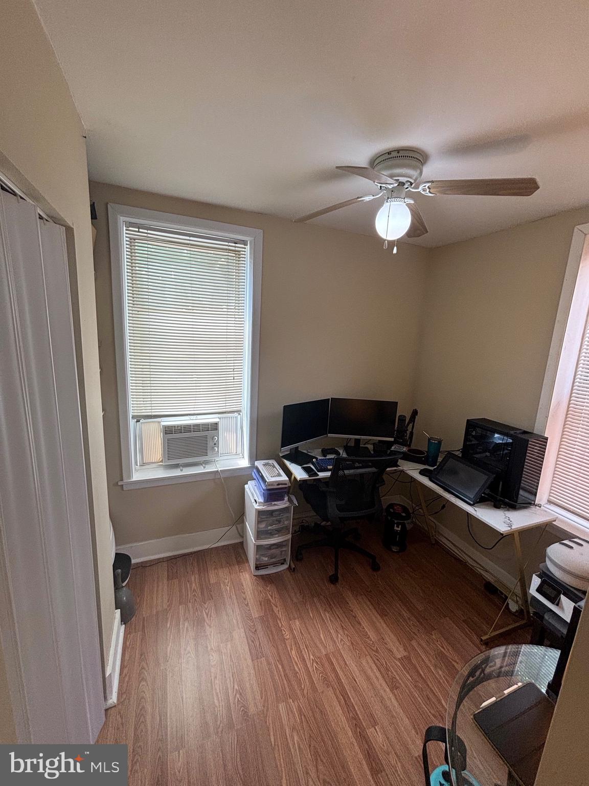 PHILADELPHIA - Residential