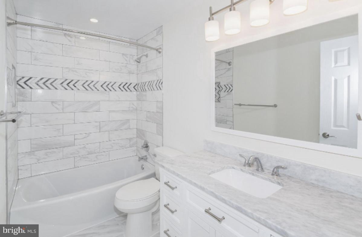 BELVEDERE - Residential Lease